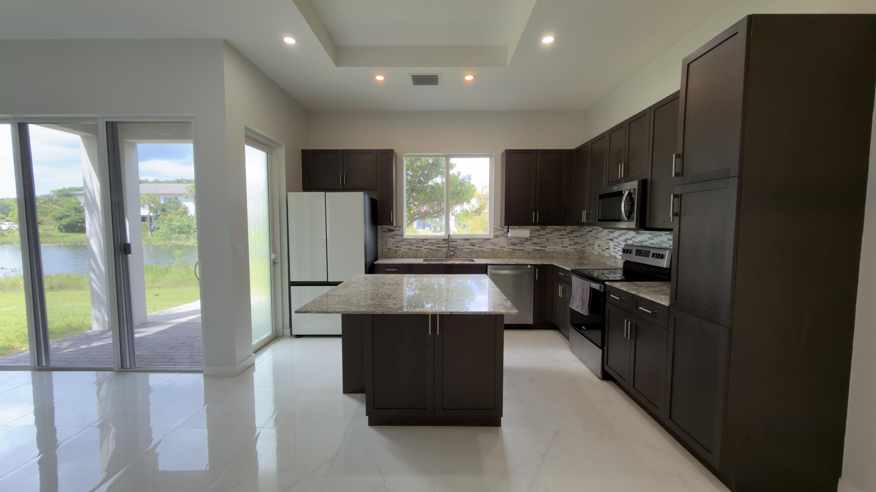 761 PIONEER Way, Royal Palm Beach, FL 33411, Royal Palm Beach - Photo 3