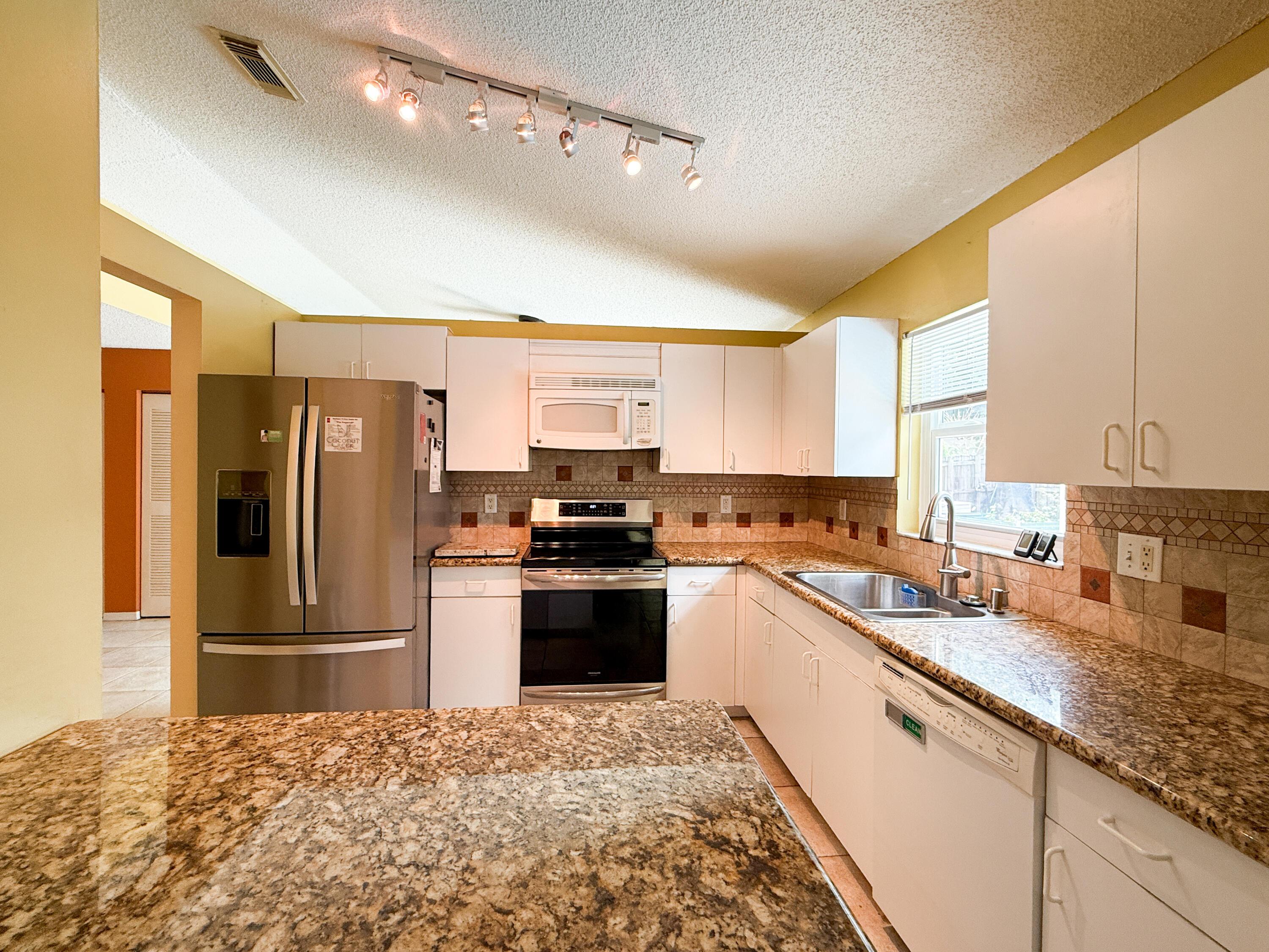 4786 NW 14th Street, Coconut Creek, FL 33063, Coconut Creek - Photo 3