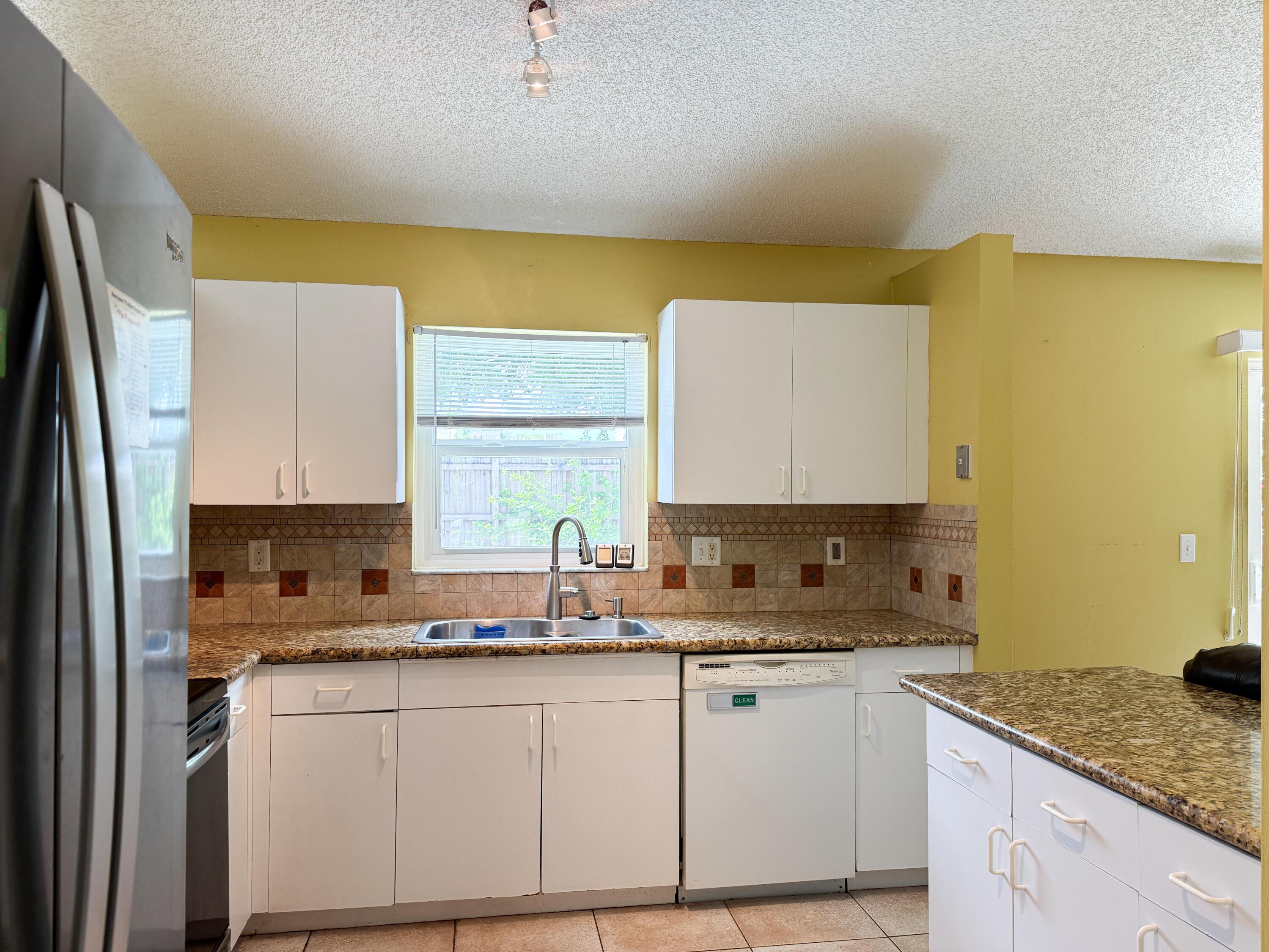 4786 NW 14th Street, Coconut Creek, FL 33063, Coconut Creek - Photo 4