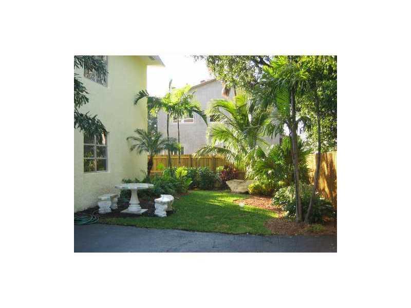 3421 NE 15th Avenue 9, Oakland Park, FL 33334, Oakland Park - Photo 2