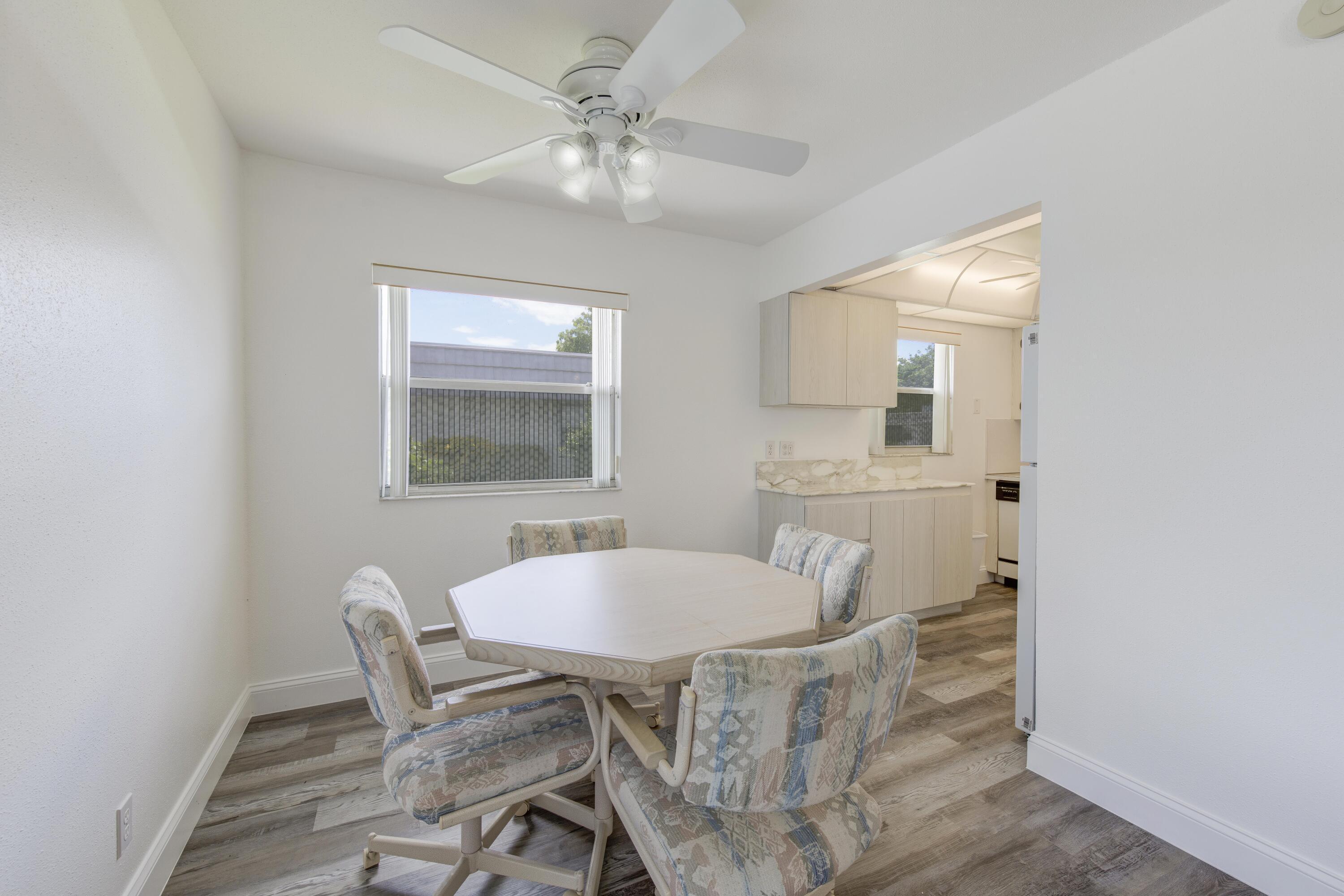 189 Valencia H, Delray Beach, FL 33446, Delray Beach - Photo 5