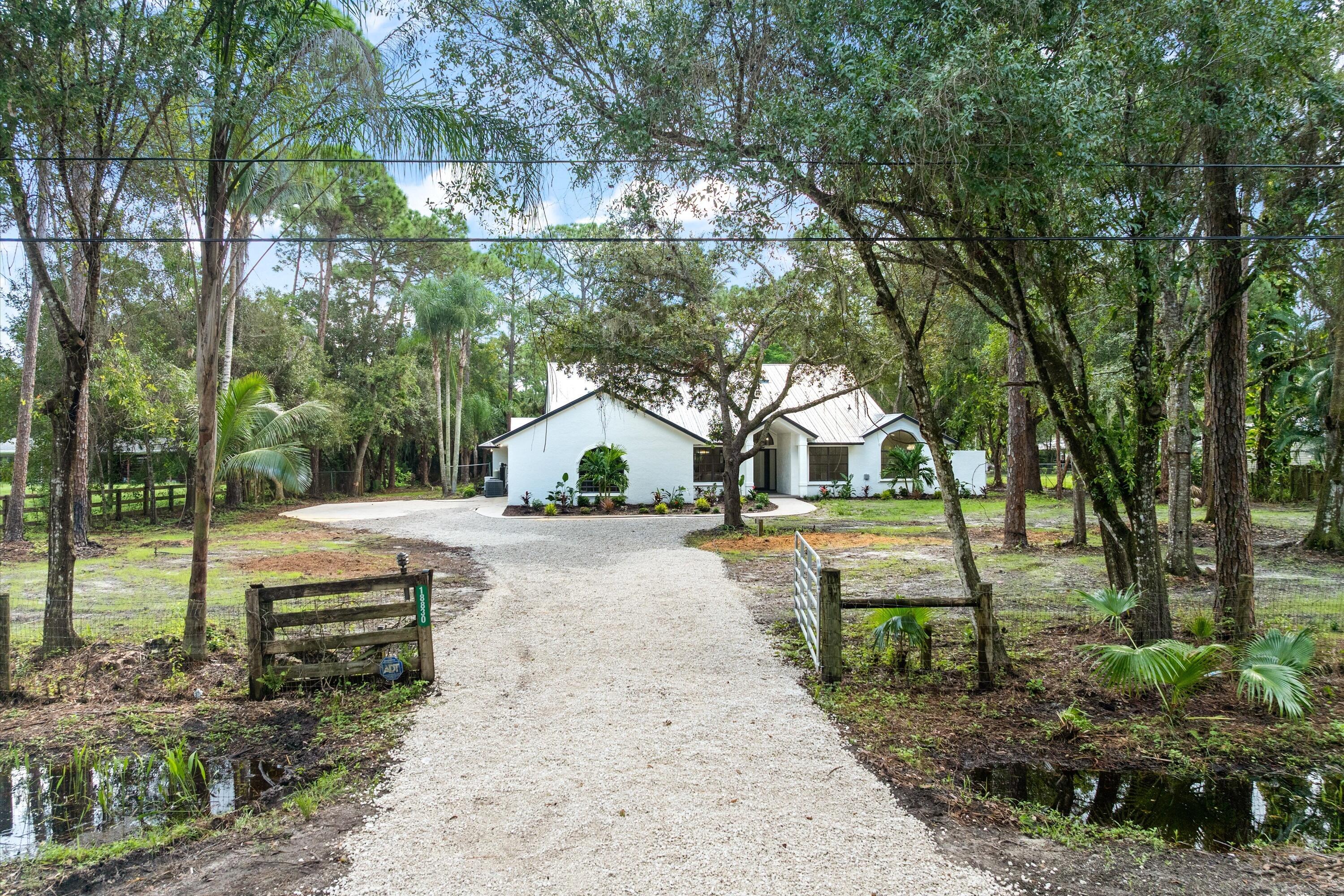 18830 129TH Terrace N, Jupiter Farms, FL 33478, Jupiter Farms - Photo 2