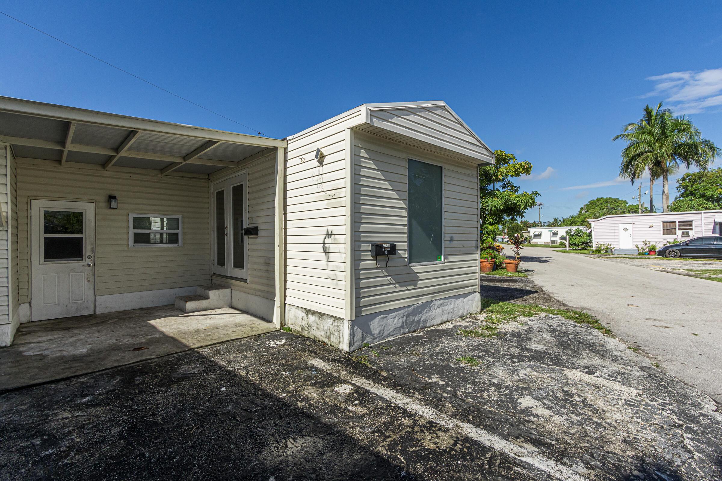 2776 NW 29th Place, Oakland Park, FL 33311, Oakland Park