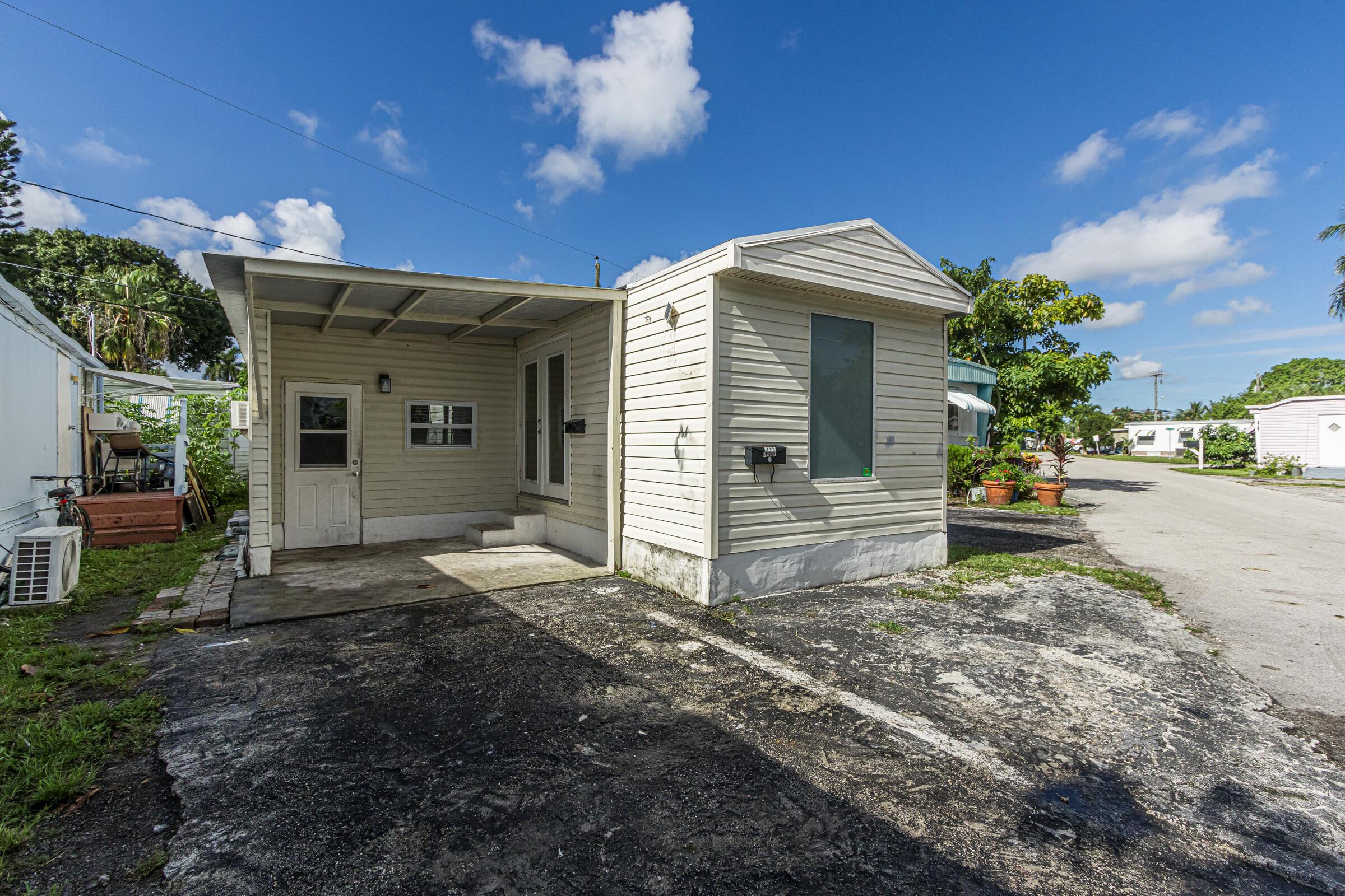 2776 NW 29th Place, Oakland Park, FL 33311, Oakland Park - Photo 4