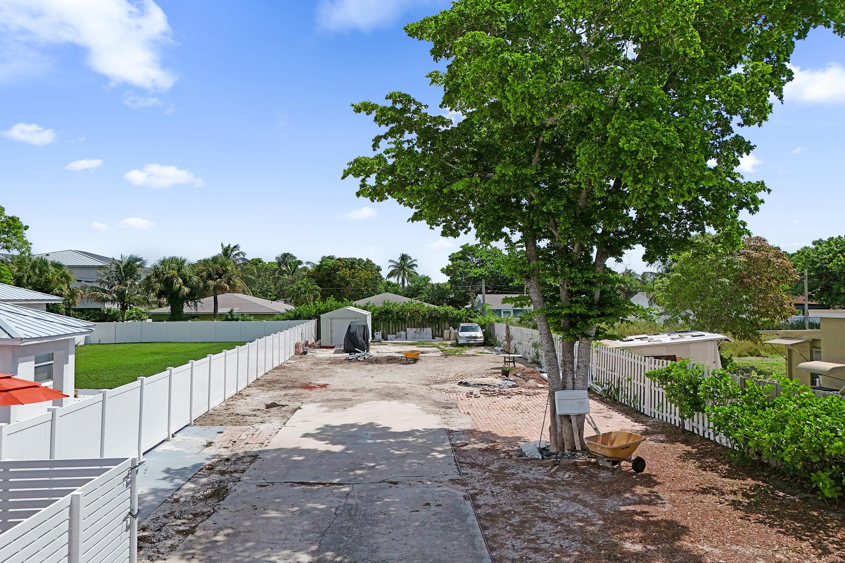 202 SE 4TH Street 2, Delray Beach, FL 33483, Delray Beach - Photo 4