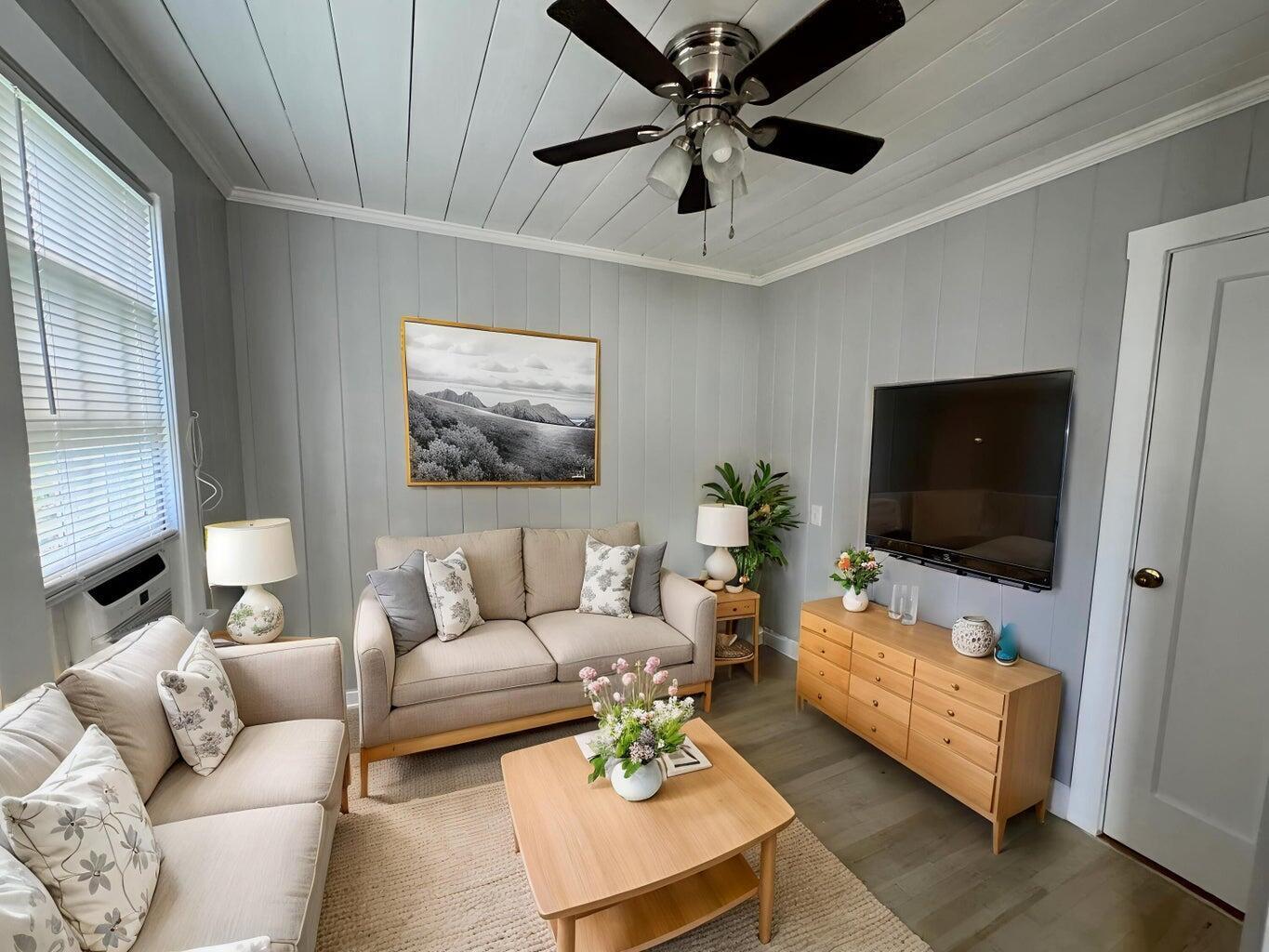200 Park Avenue 3, Lake Park, FL 33403, Lake Park