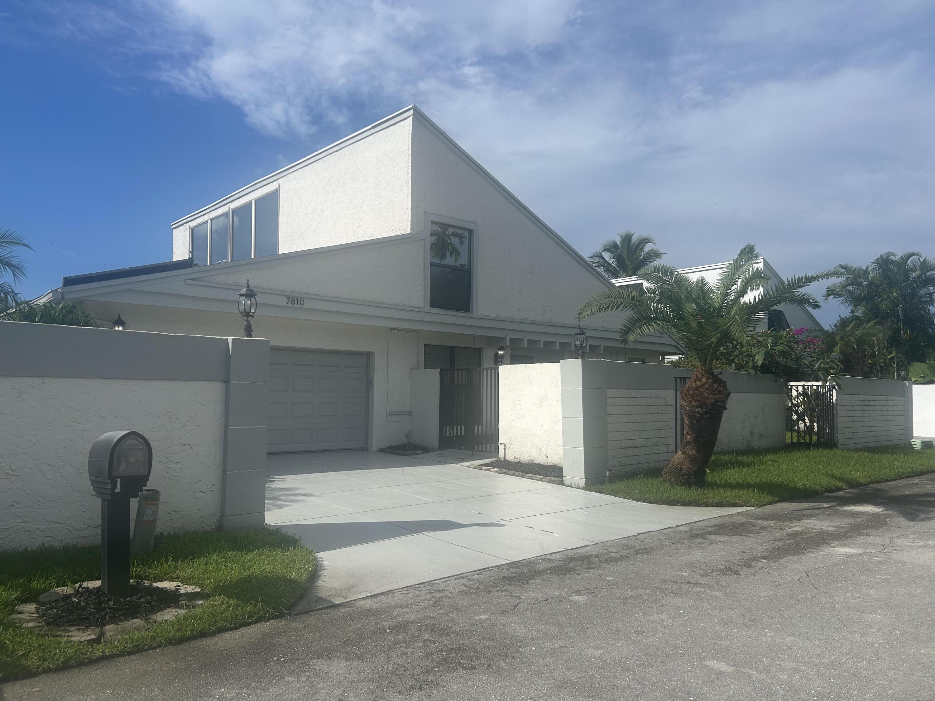 7810 NW 4TH Street, Plantation, FL 33324, Plantation