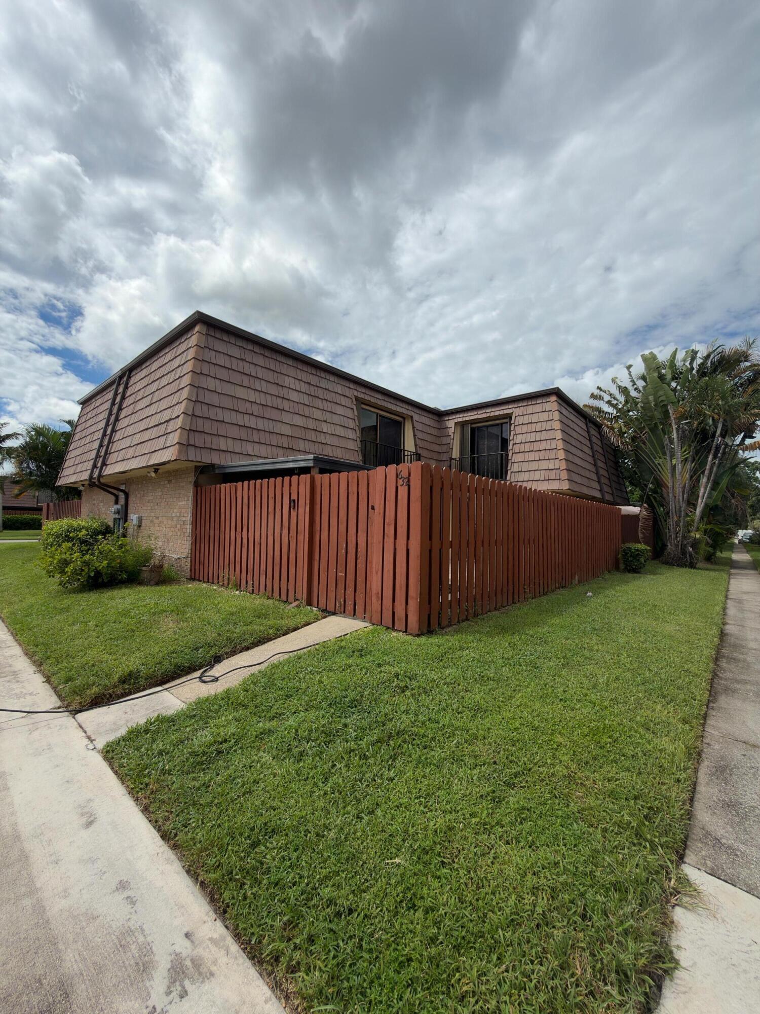 632 SPRINGDALE Circle, Palm Springs, FL 33461, Palm Springs