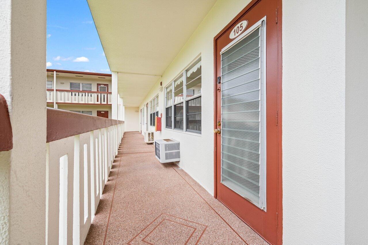 105 BRIGHTON C, Boca Raton, FL 33434, Boca Raton - Photo 2