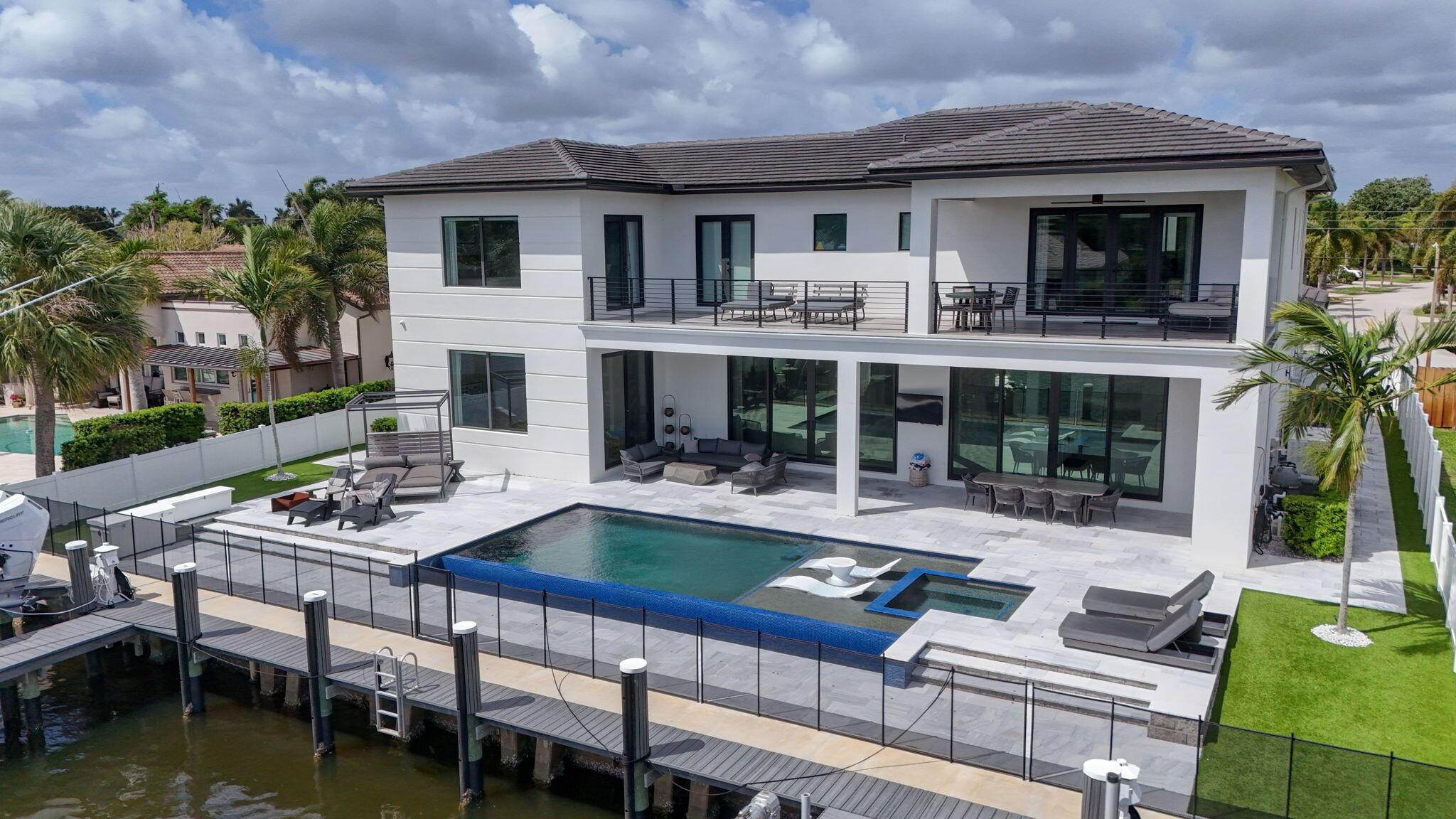 824 Shore Drive, North Palm Beach, FL 33408, North Palm Beach - Photo 2