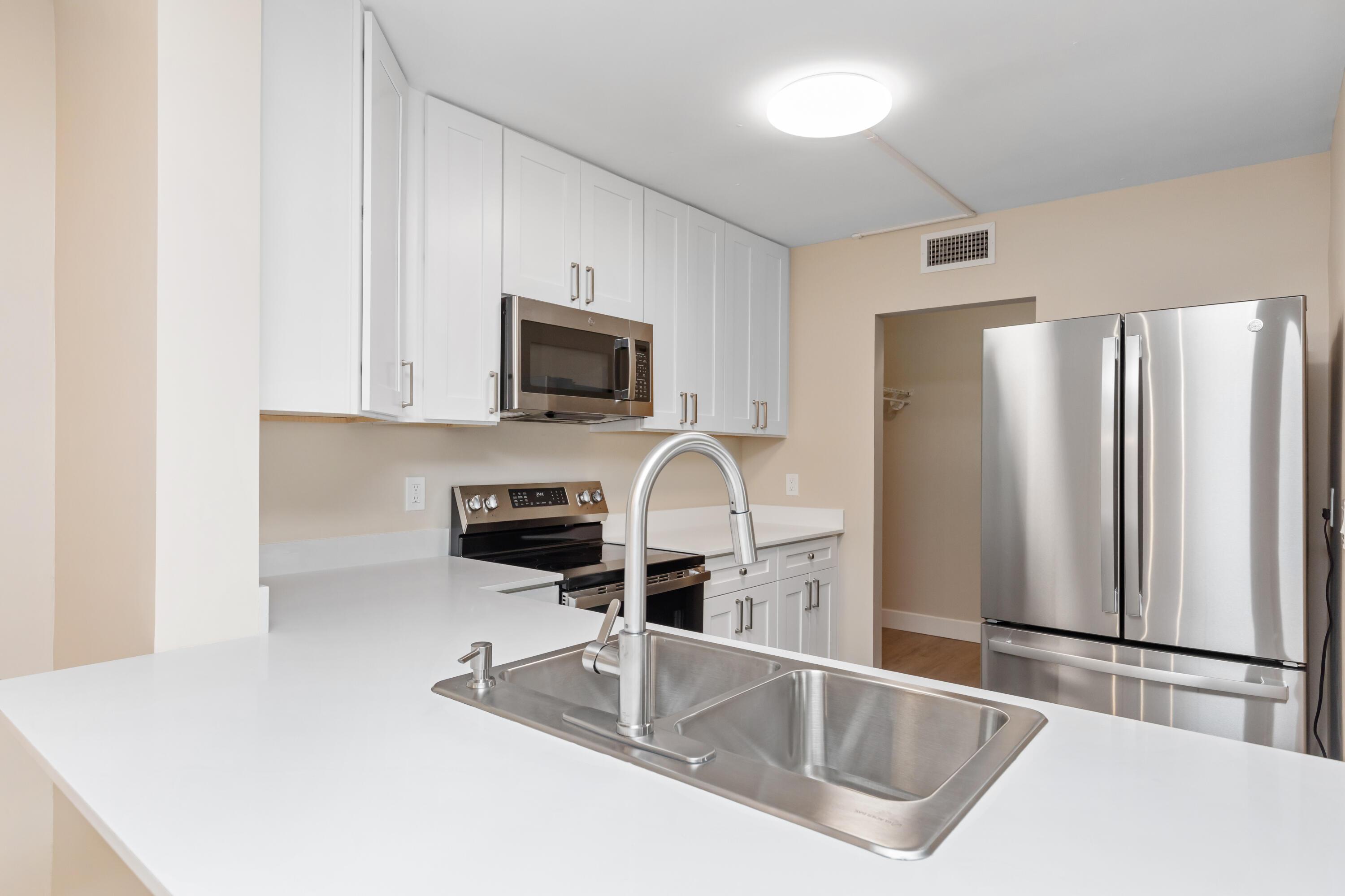 11419 NW 35th Street, Coral Springs, FL 33065, Coral Springs - Photo 5