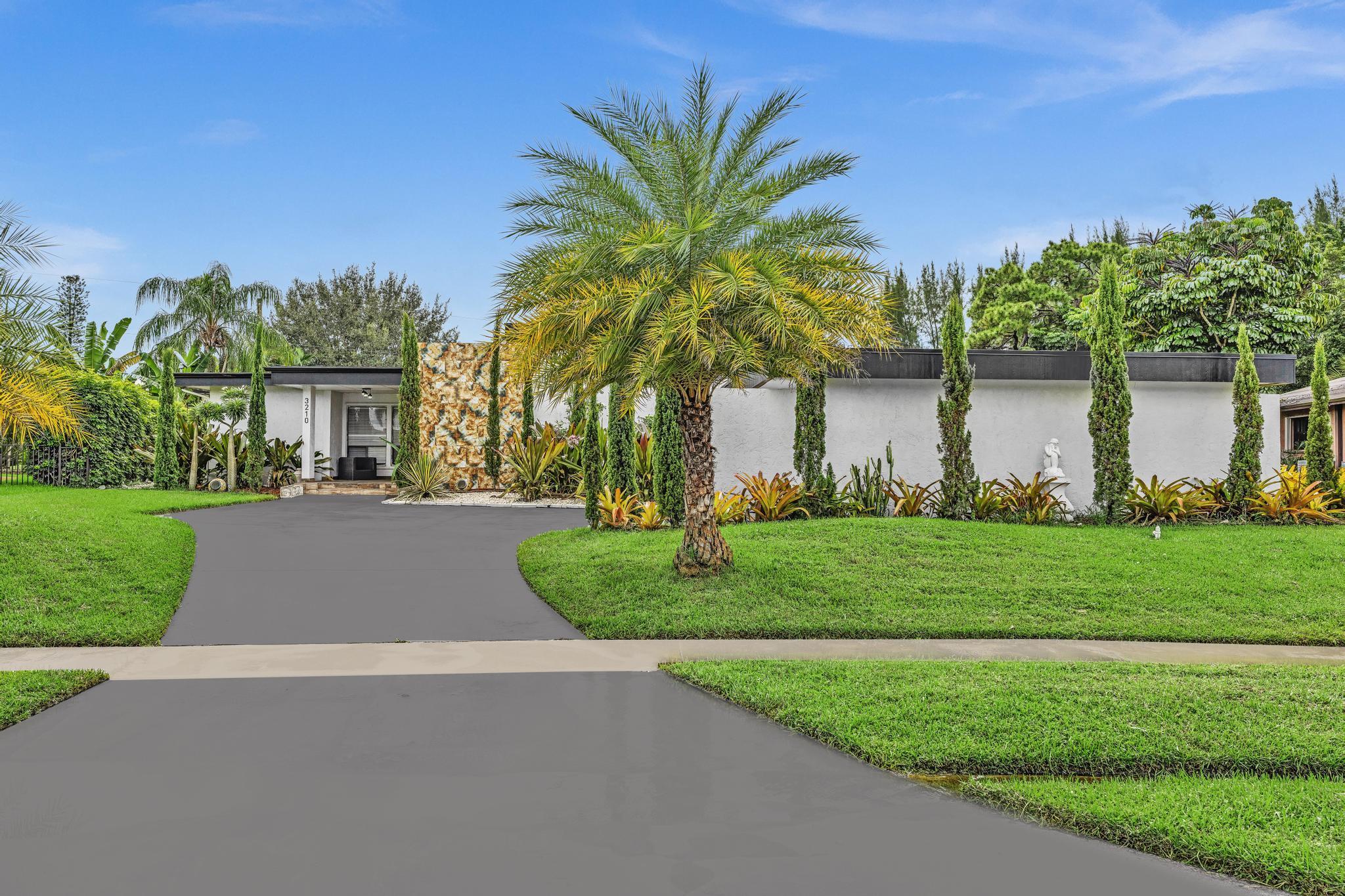 3210 Medinah Circle E, Lake Worth, FL 33467, Lake Worth - Photo 3