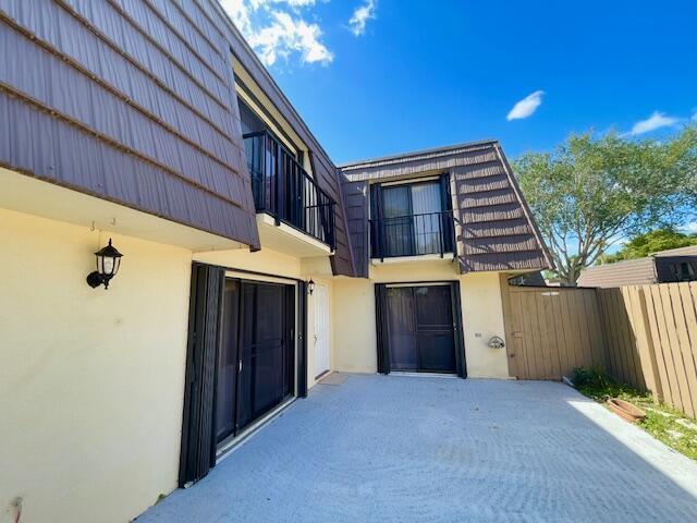 620 6th Court, Palm Beach Gardens, FL 33410, Palm Beach Gardens - Photo 2