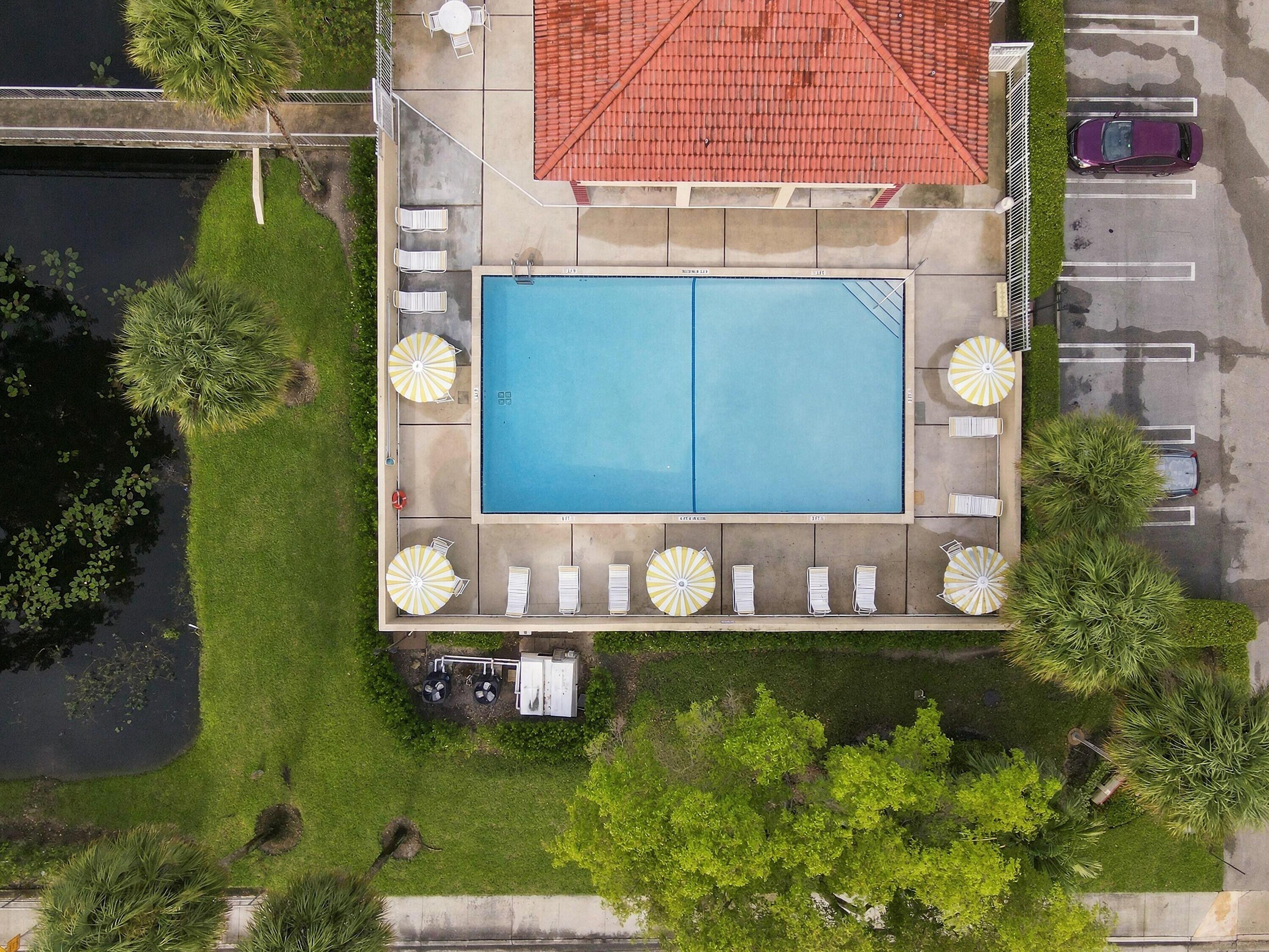 3668 N UNIVERSITY Drive D-7, Coral Springs, FL 33065, Coral Springs - Photo 2