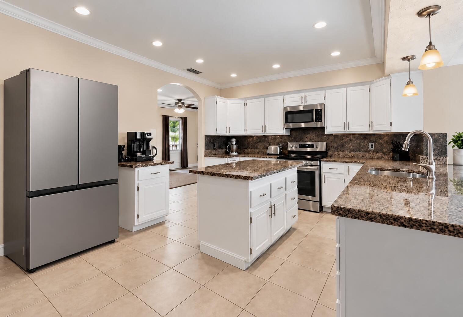 11440 NW 29TH Street, Sunrise, FL 33323, Sunrise - Photo 2