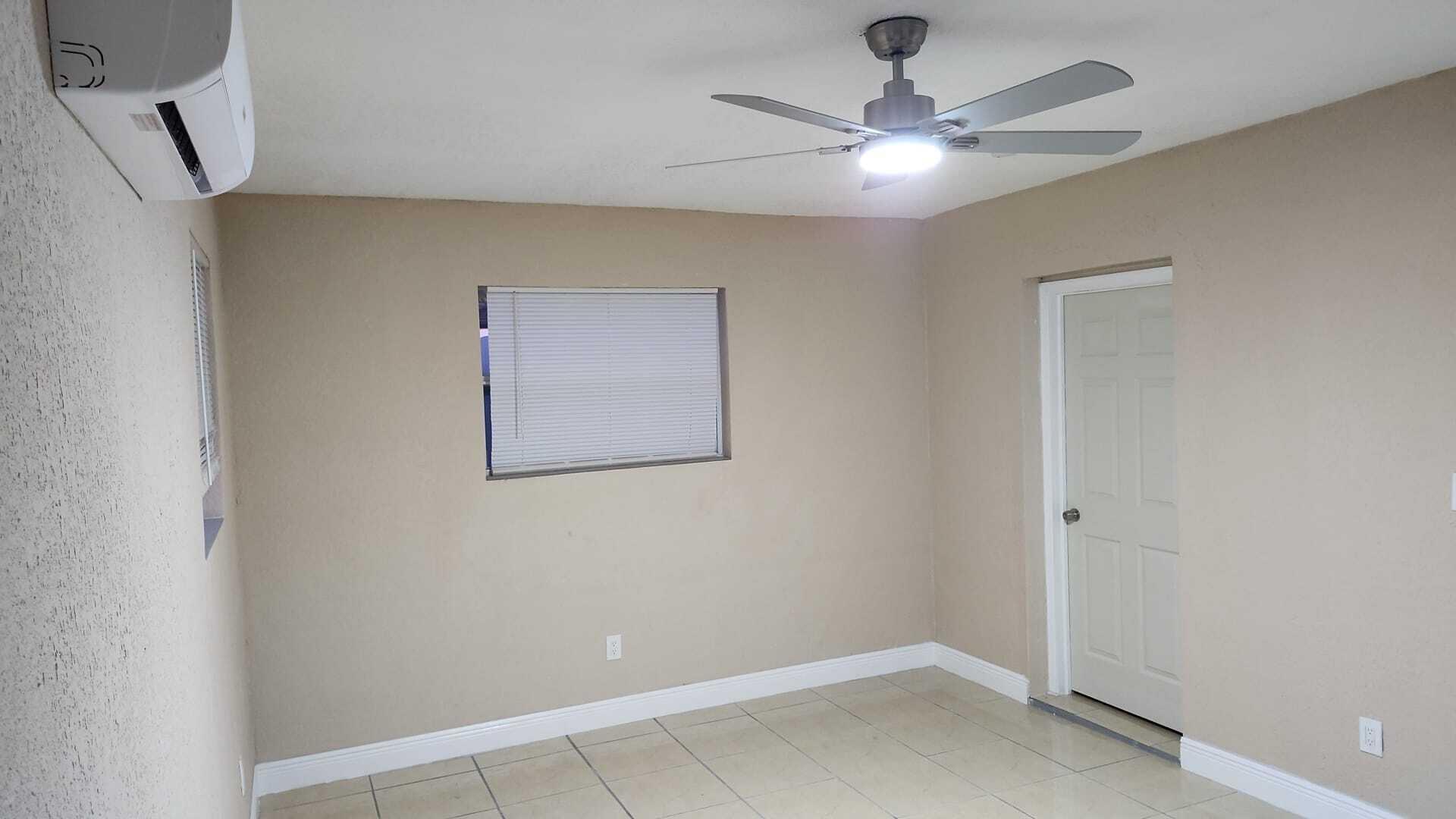 18515 NW 42ND Place unit 3, Miami Gardens, FL 33055, Miami Gardens - Photo 5