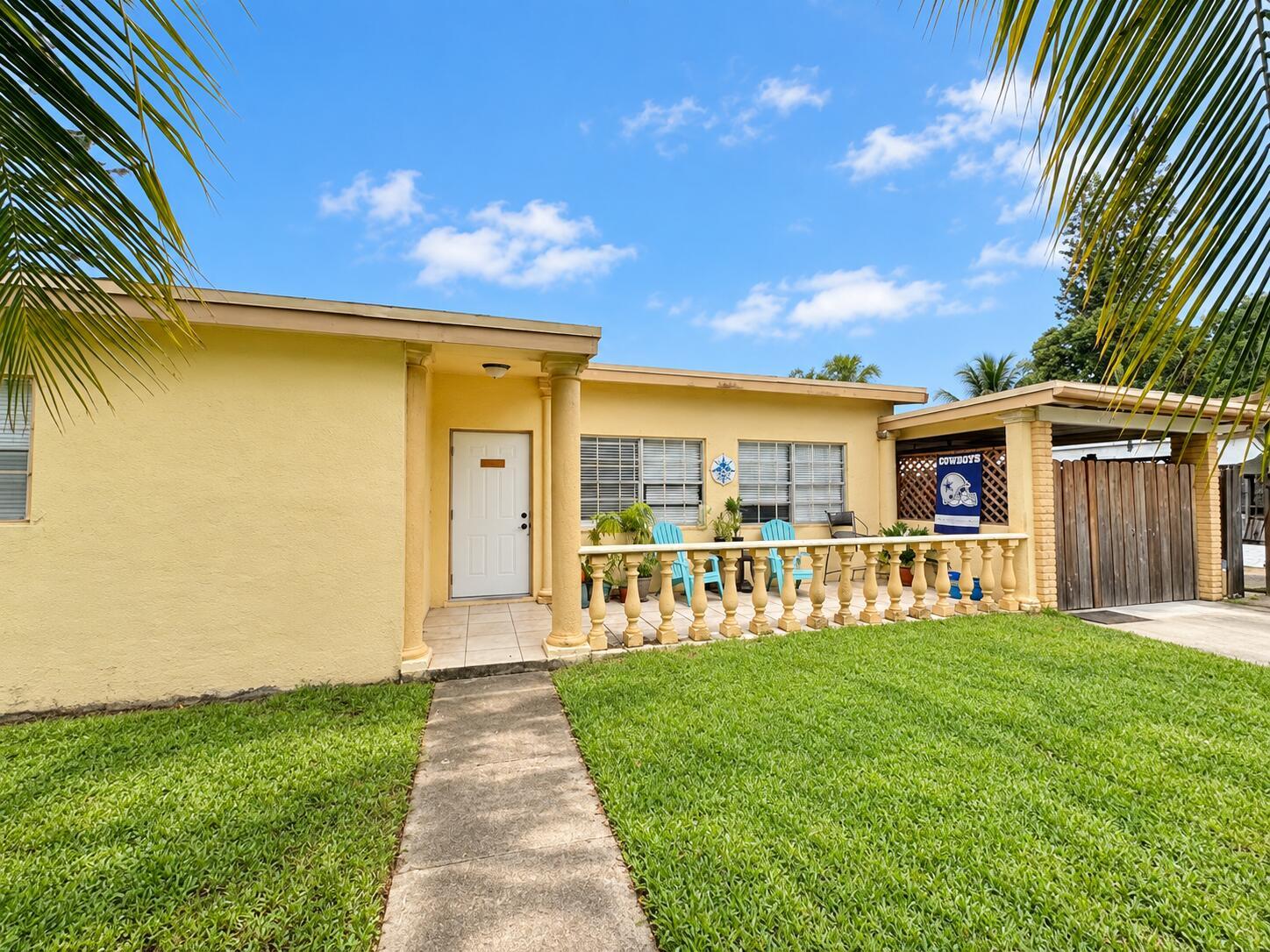 2205 NE 4th Court, Boynton Beach, FL 33435, Boynton Beach - Photo 2