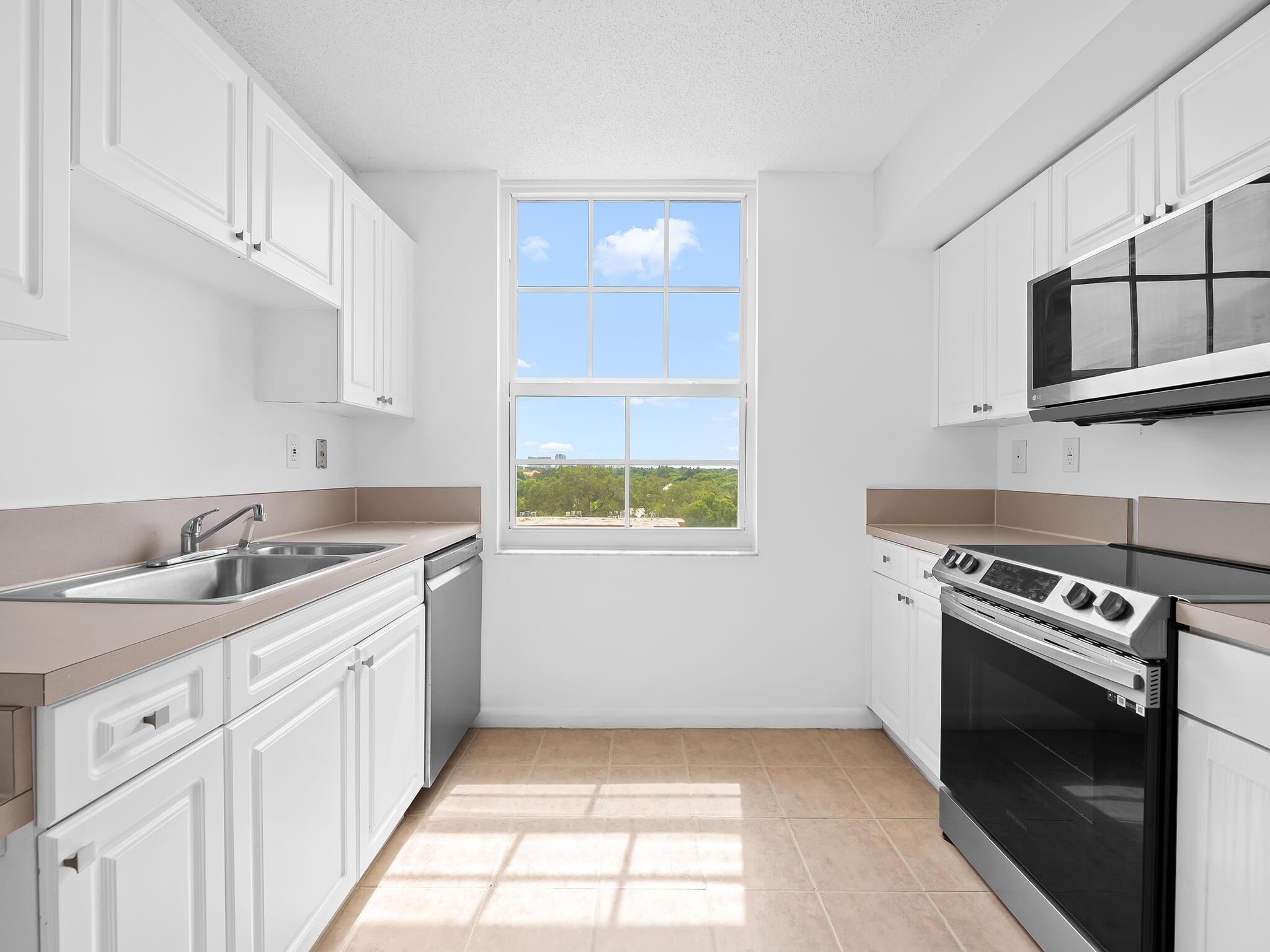 520 SE 5TH Avenue 2510, Fort Lauderdale, FL 33301, Fort Lauderdale - Photo 3