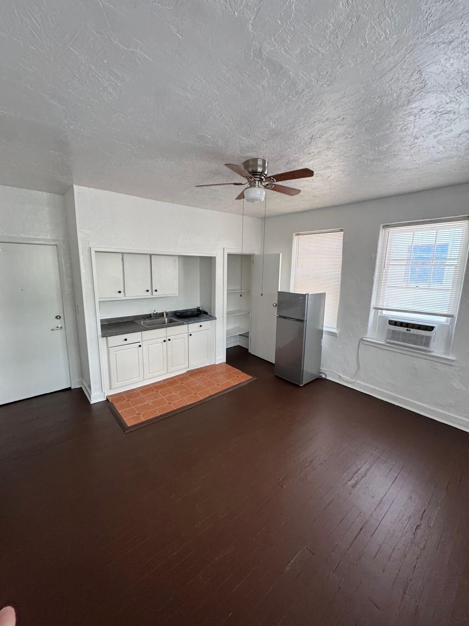 523 24th Street #11, West Palm Beach, FL 33407, West Palm Beach - Photo 2