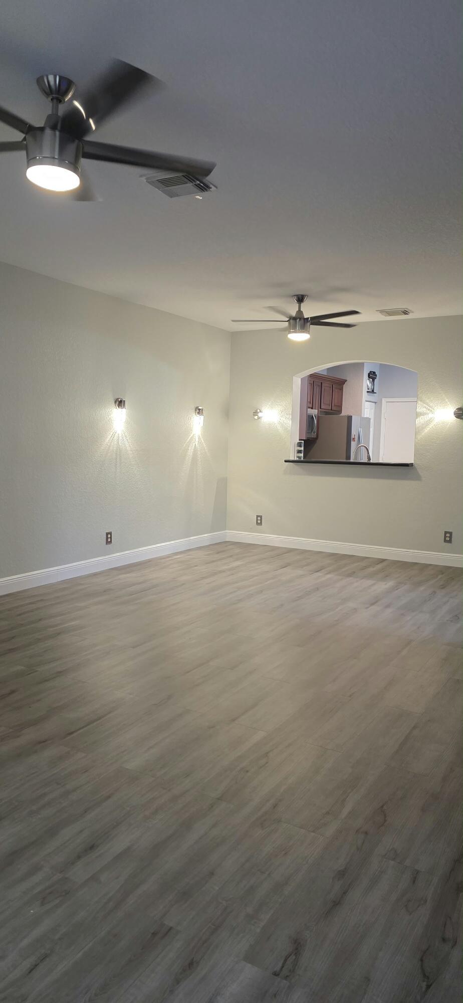 2370 Center Stone Lane, Riviera Beach, FL 33404, Riviera Beach - Photo 3