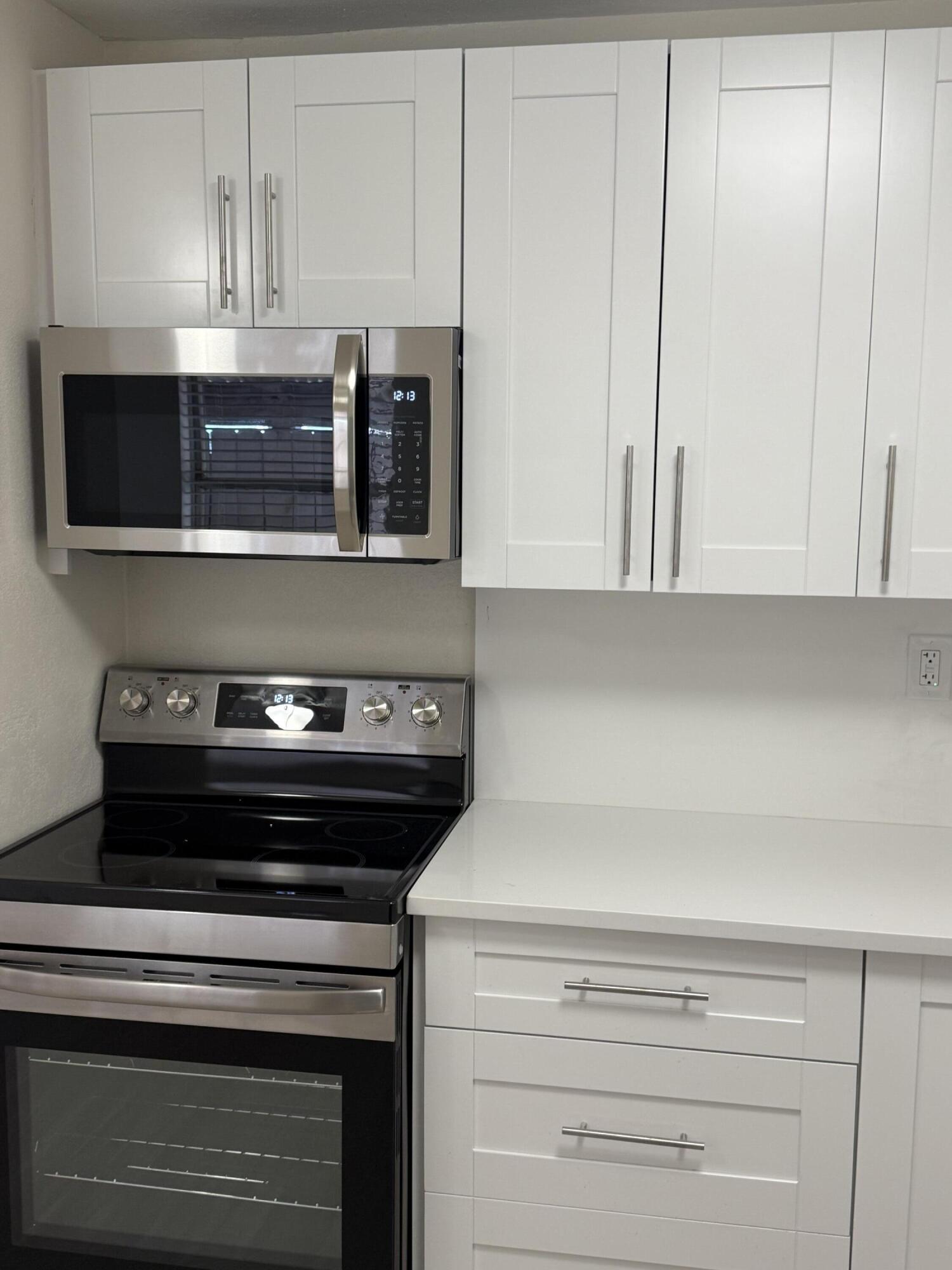6803 Georgia Avenue, West Palm Beach, FL 33405, West Palm Beach - Photo 4