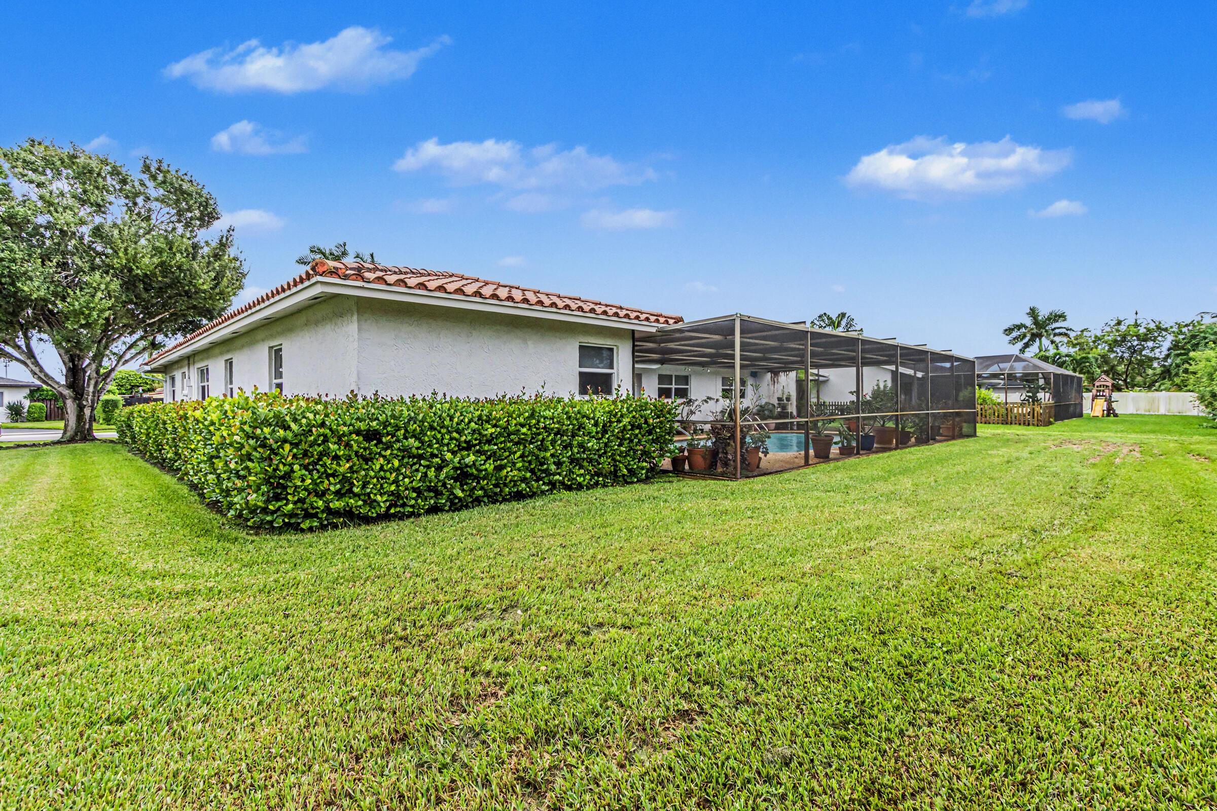 415 SAILBOAT Circle, Weston, FL 33326, Weston - Photo 3