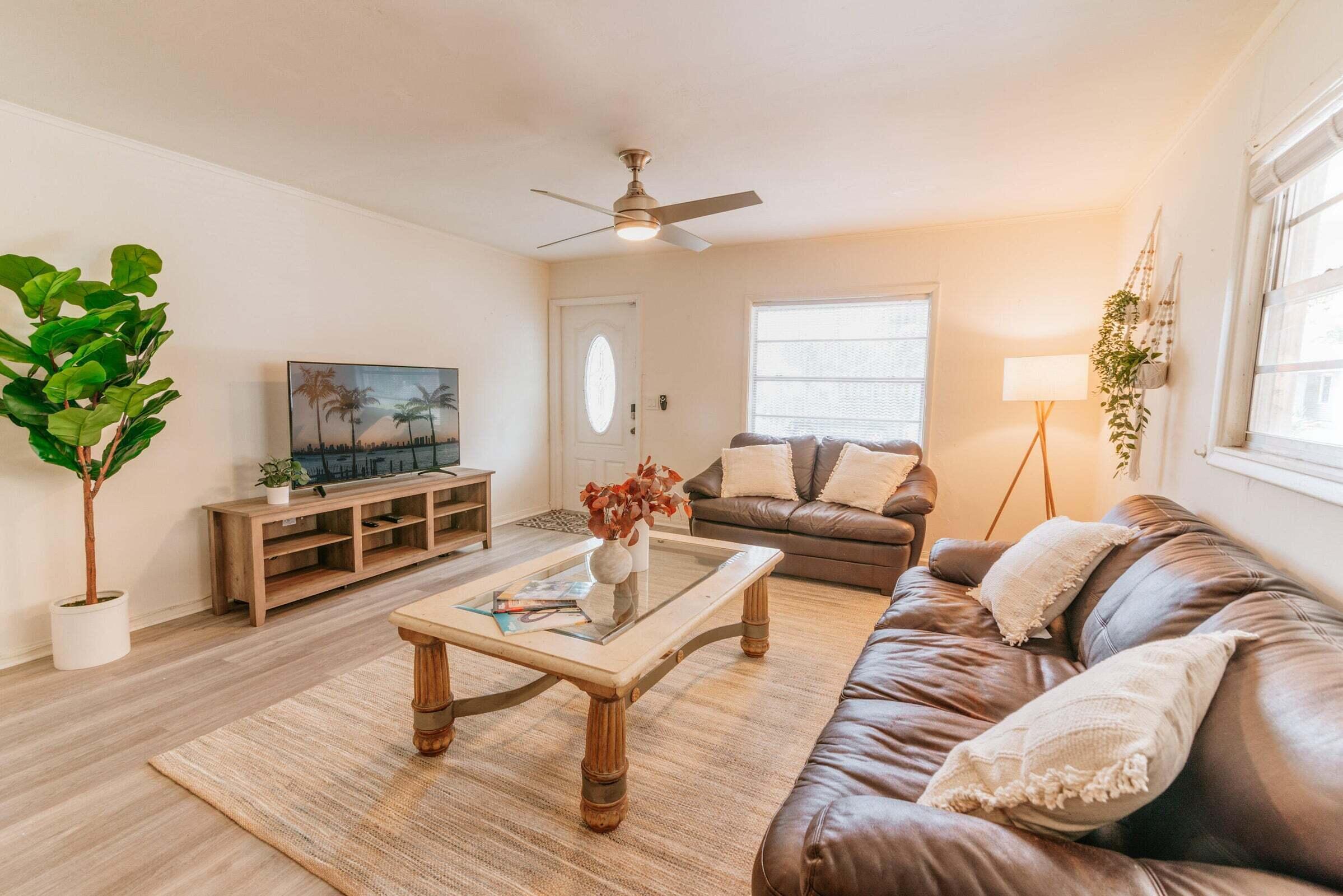 711 Tuscaloosa Street 1, West Palm Beach, FL 33405, West Palm Beach