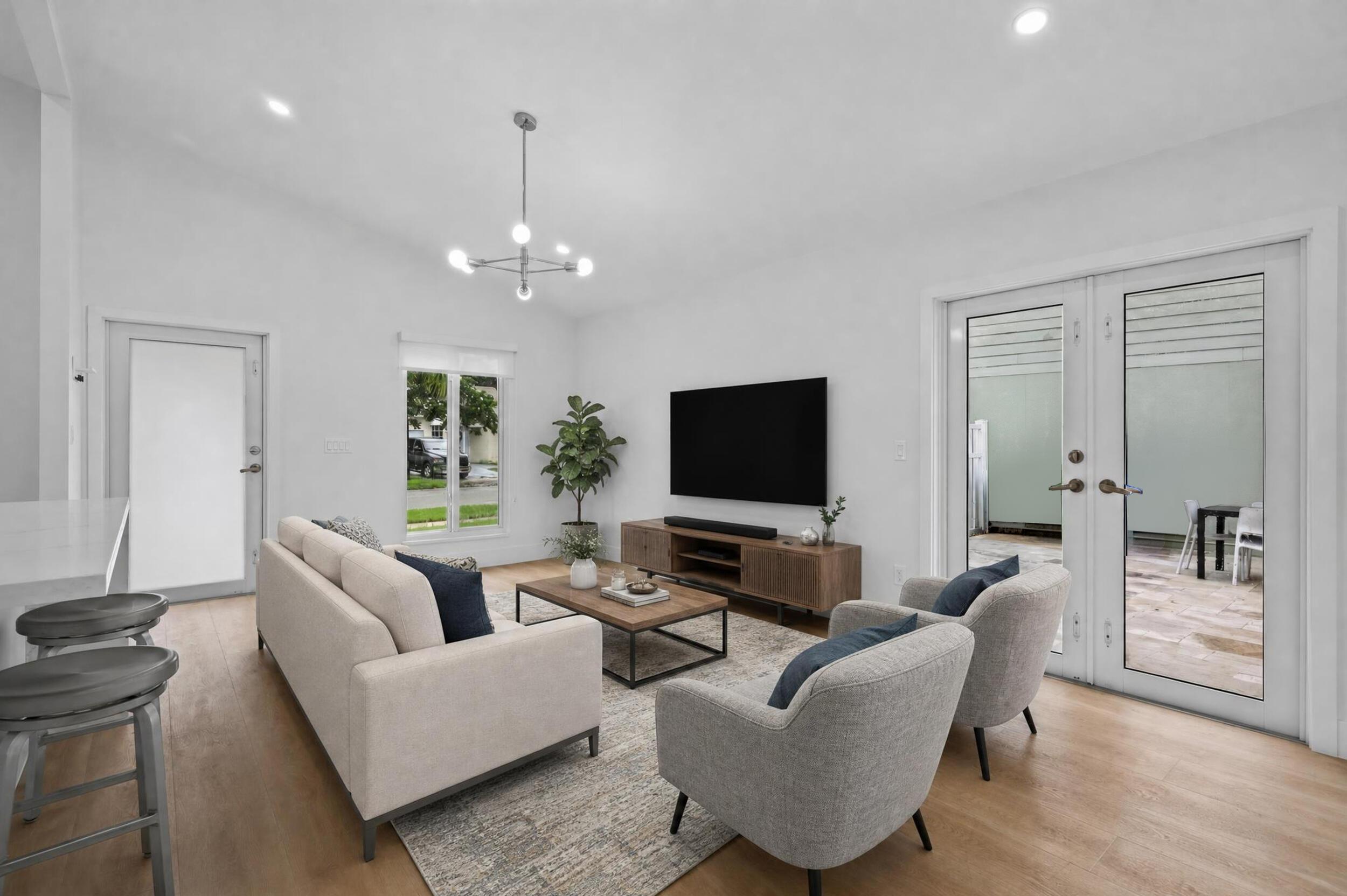 1271 SW 85TH Terrace, Pembroke Pines, FL 33025, Pembroke Pines - Photo 3