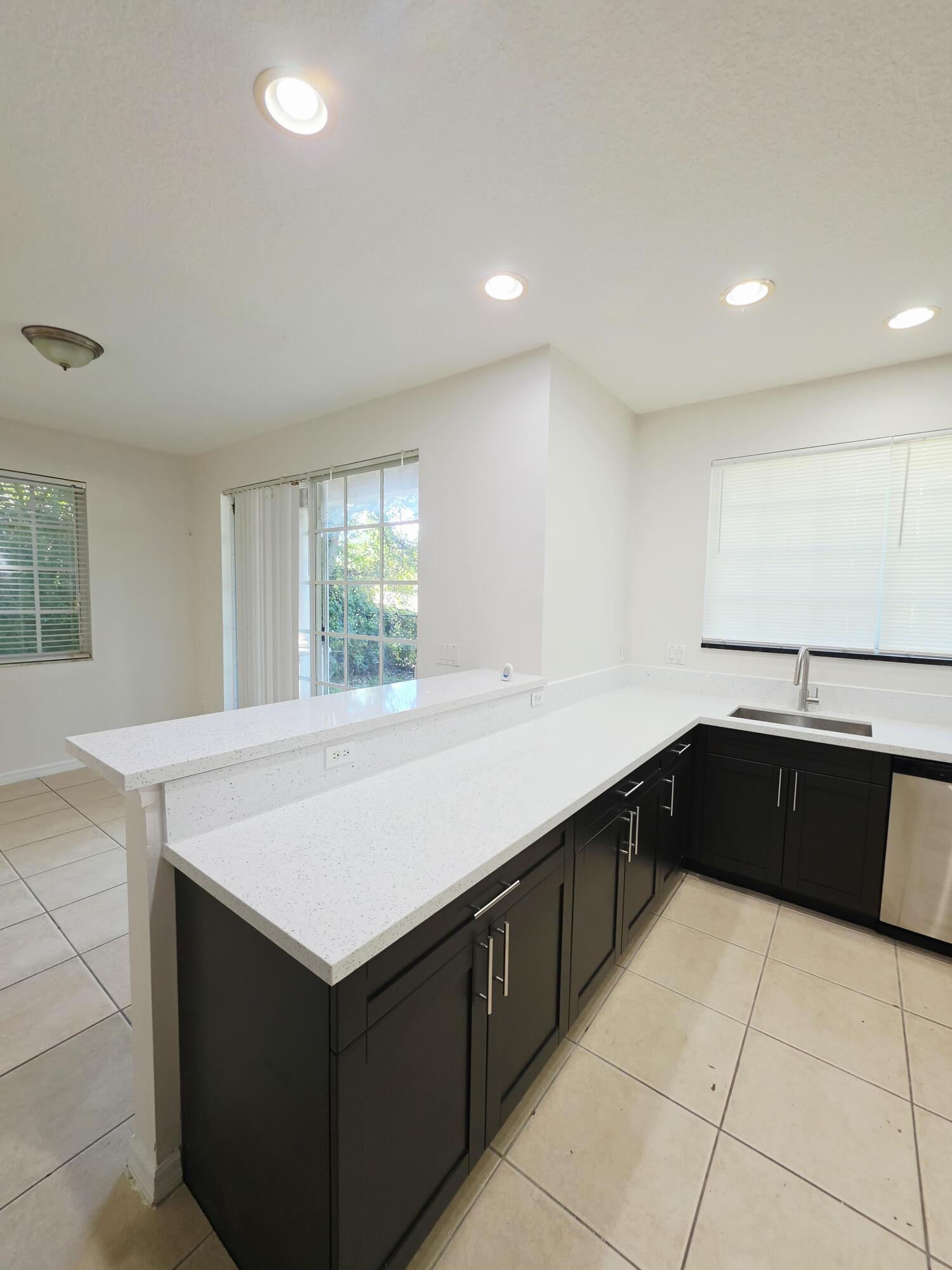6282 S Military Trail 701, Lake Worth, FL 33463, Lake Worth - Photo 3