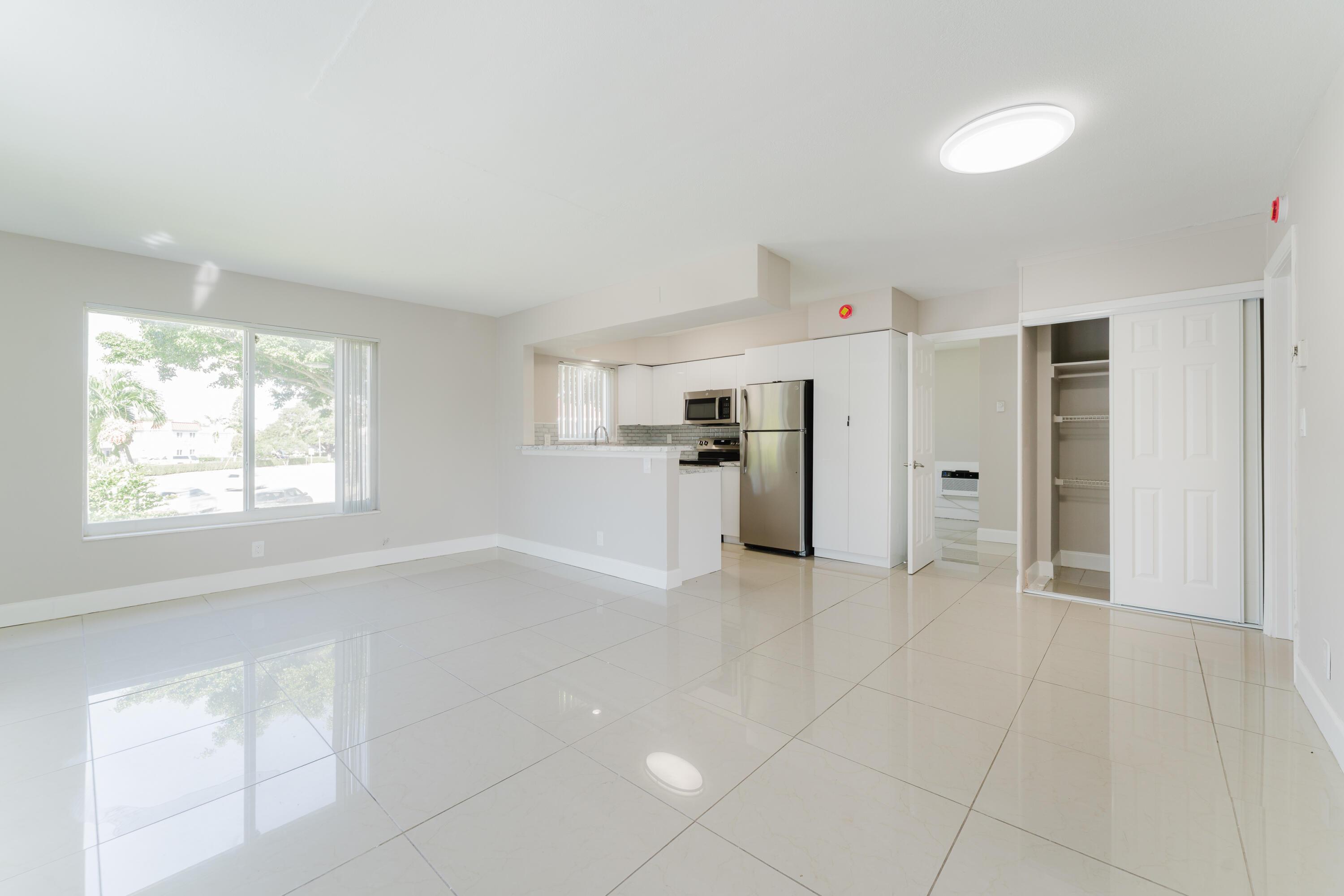 431 W CAMINO REAL 24-25, Boca Raton, FL 33432, Boca Raton - Photo 3