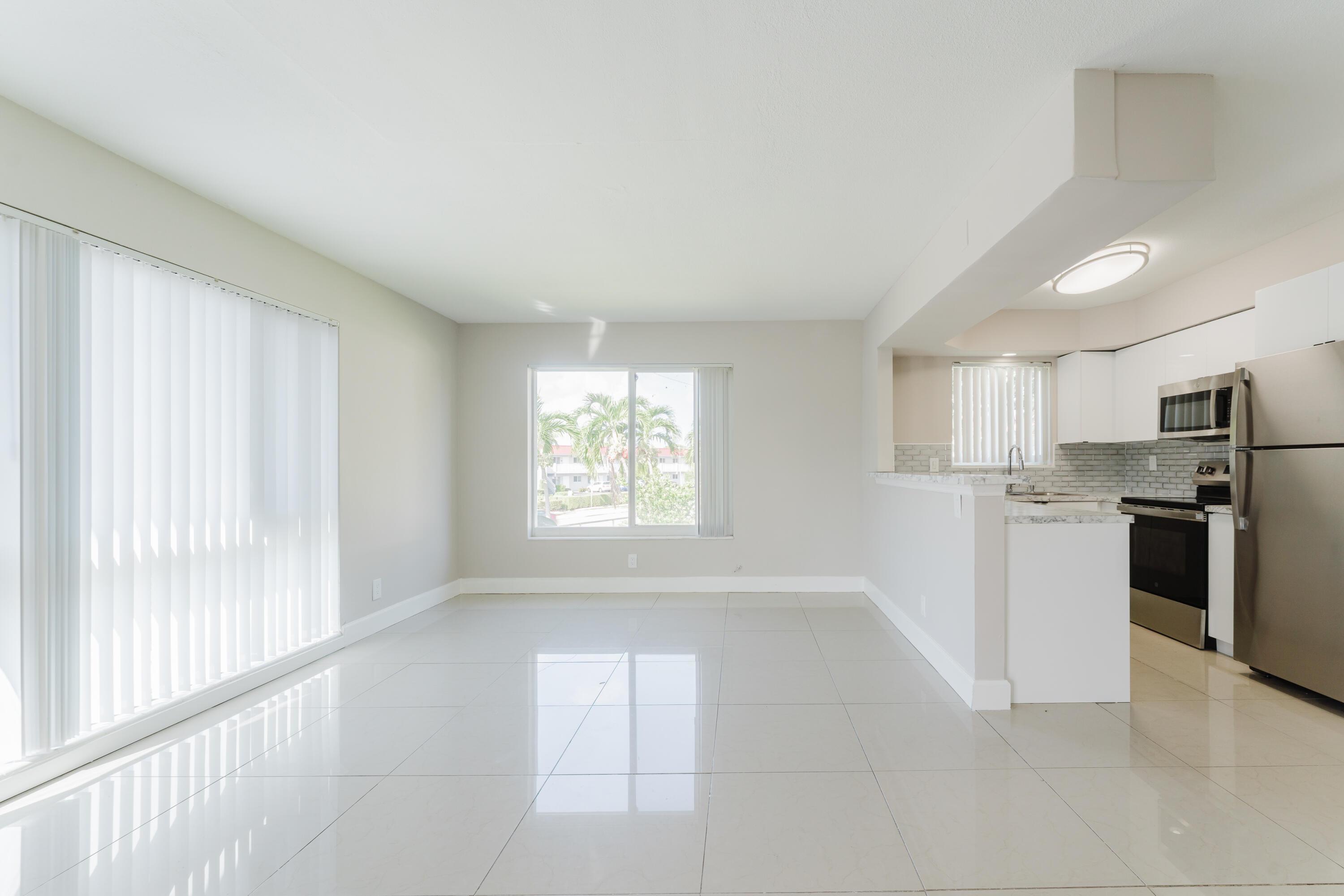 431 W CAMINO REAL 24-25, Boca Raton, FL 33432, Boca Raton - Photo 4