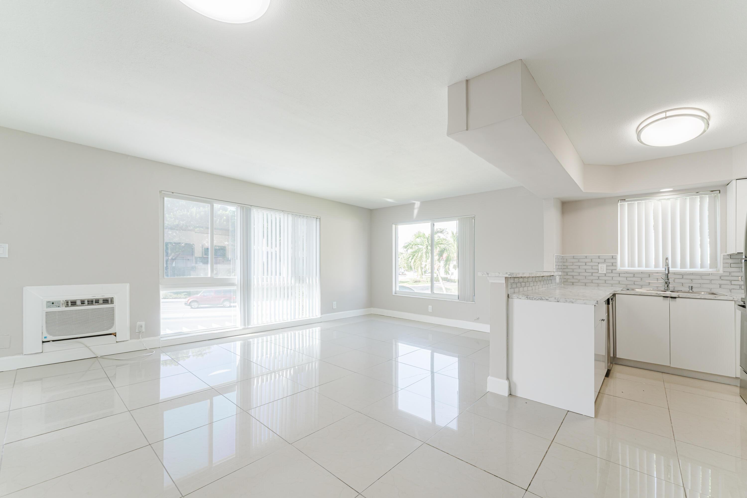 431 W CAMINO REAL 24-25, Boca Raton, FL 33432, Boca Raton - Photo 5
