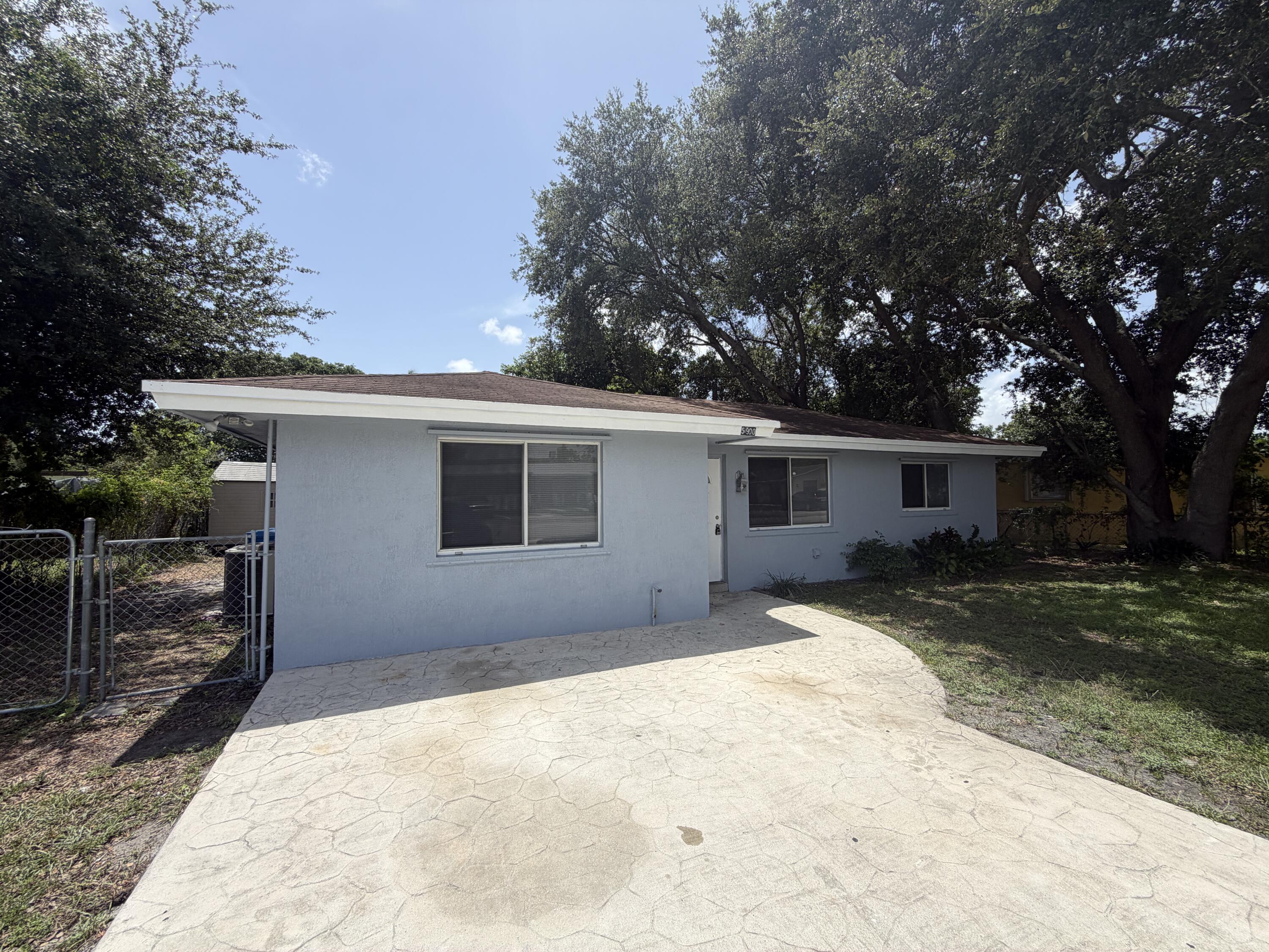 5900 SW 26TH Street, West Park, FL 33023, West Park