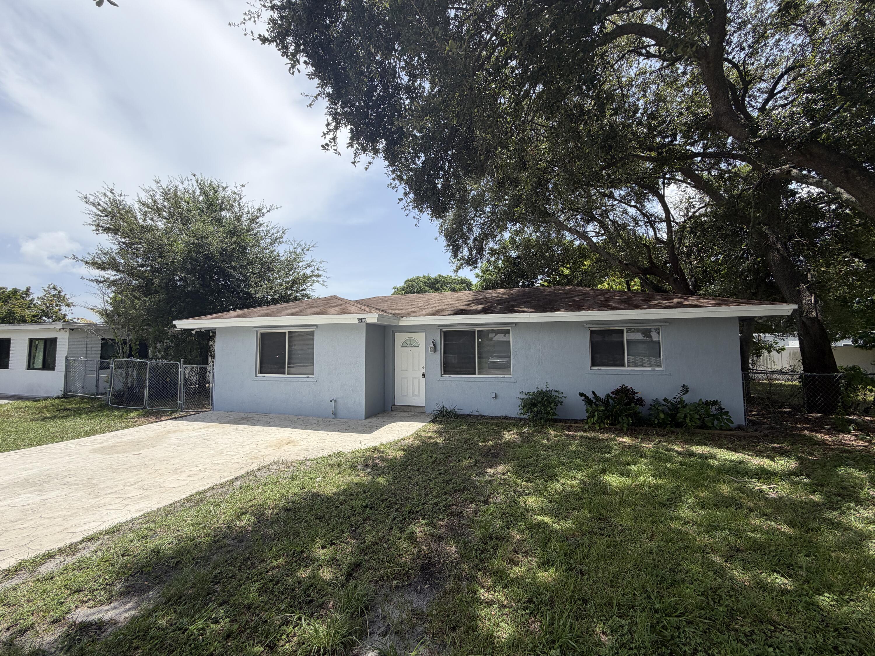 5900 SW 26TH Street, West Park, FL 33023, West Park - Photo 2