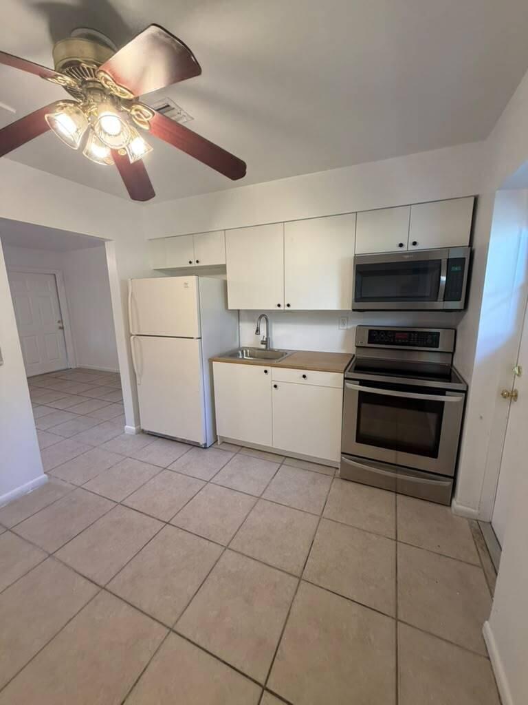 410 NE 12th Avenue A, Pompano Beach, FL 33060, Pompano Beach - Photo 5