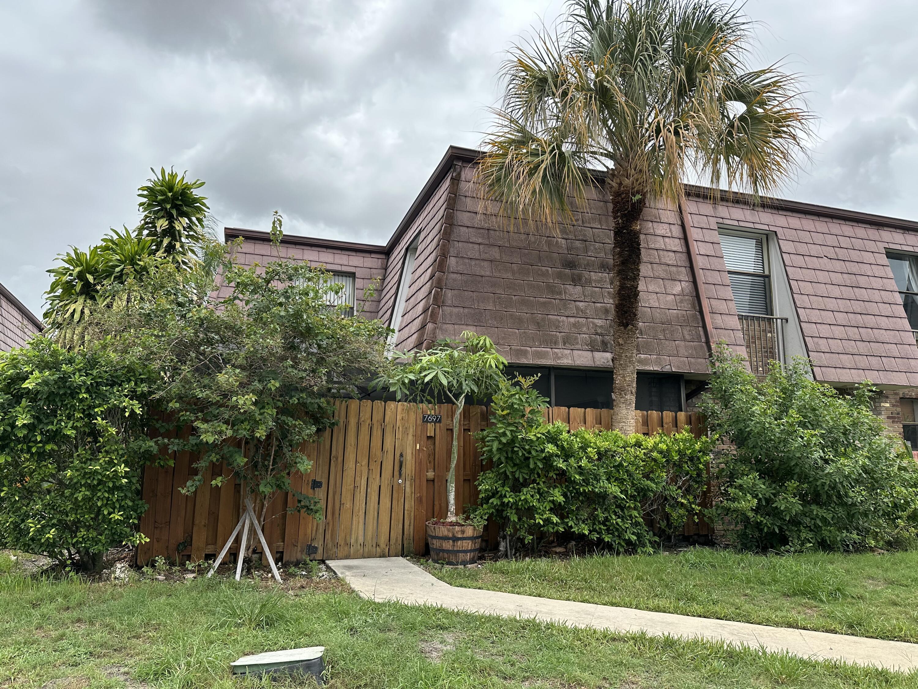 7697 Courtyard Run W, Boca Raton, FL 33433, Boca Raton - Photo 2