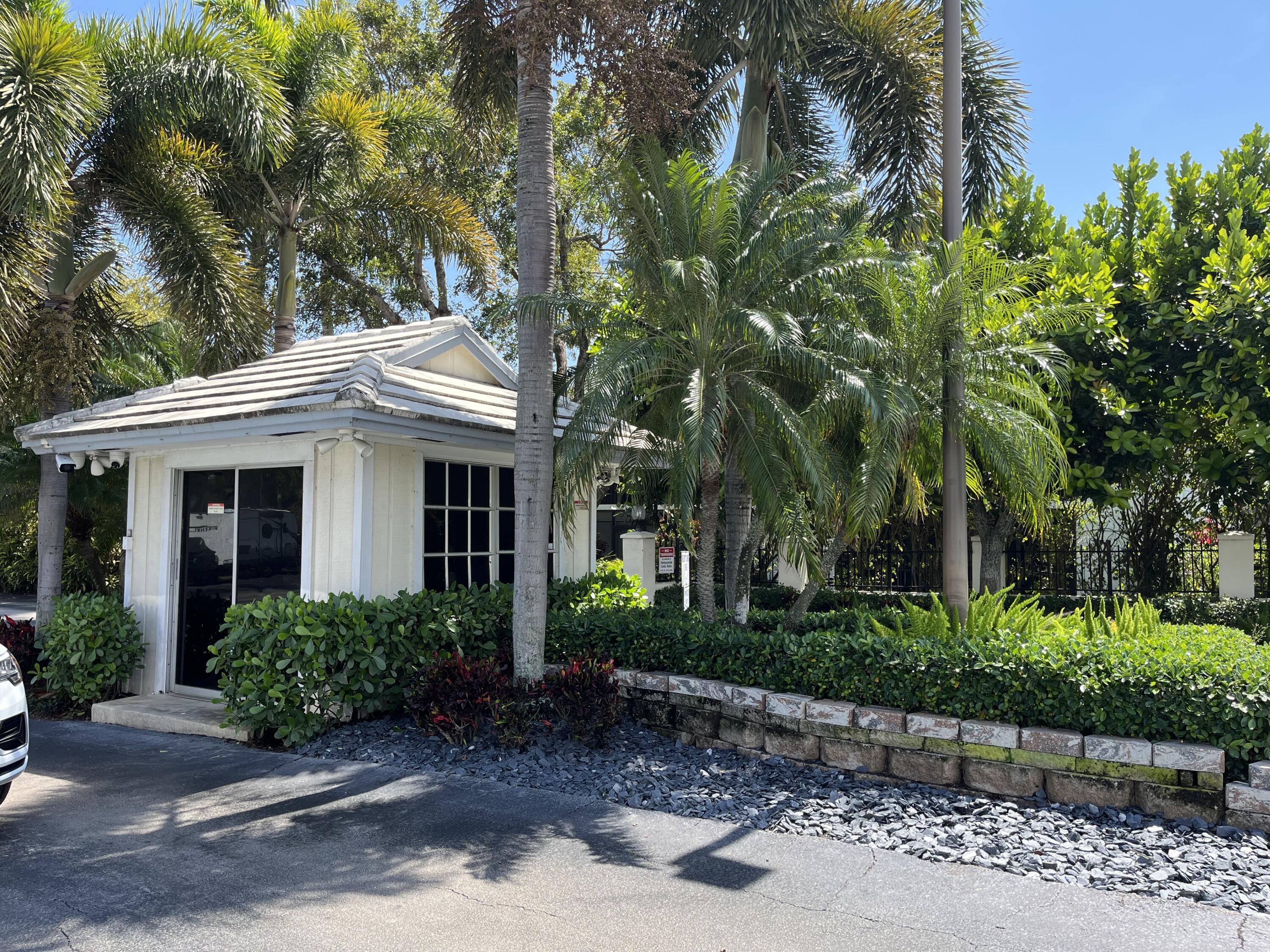 1 HARBOURSIDE Drive 1204, Delray Beach, FL 33483, Delray Beach - Photo 4