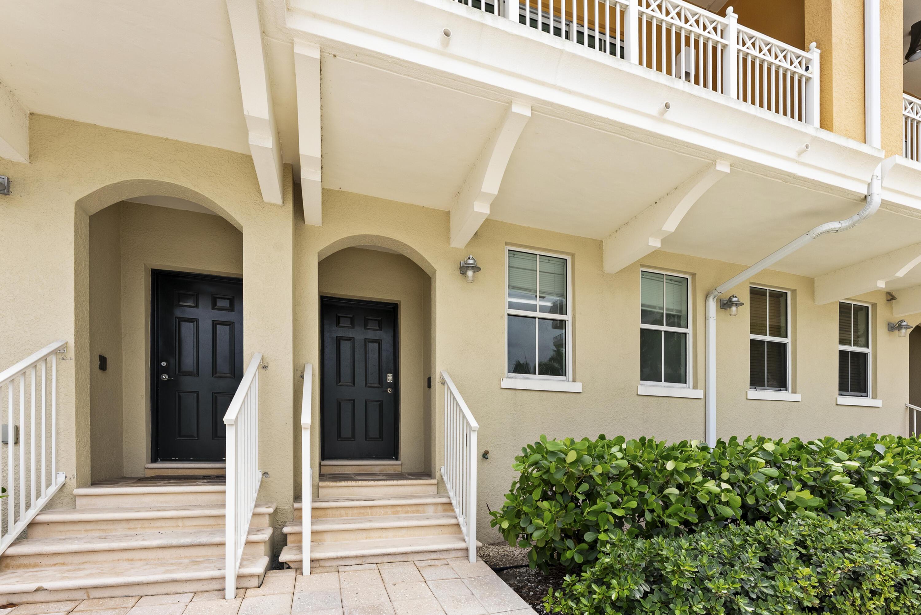 643 CASA LOMA Boulevard, Boynton Beach, FL 33435, Boynton Beach - Photo 3