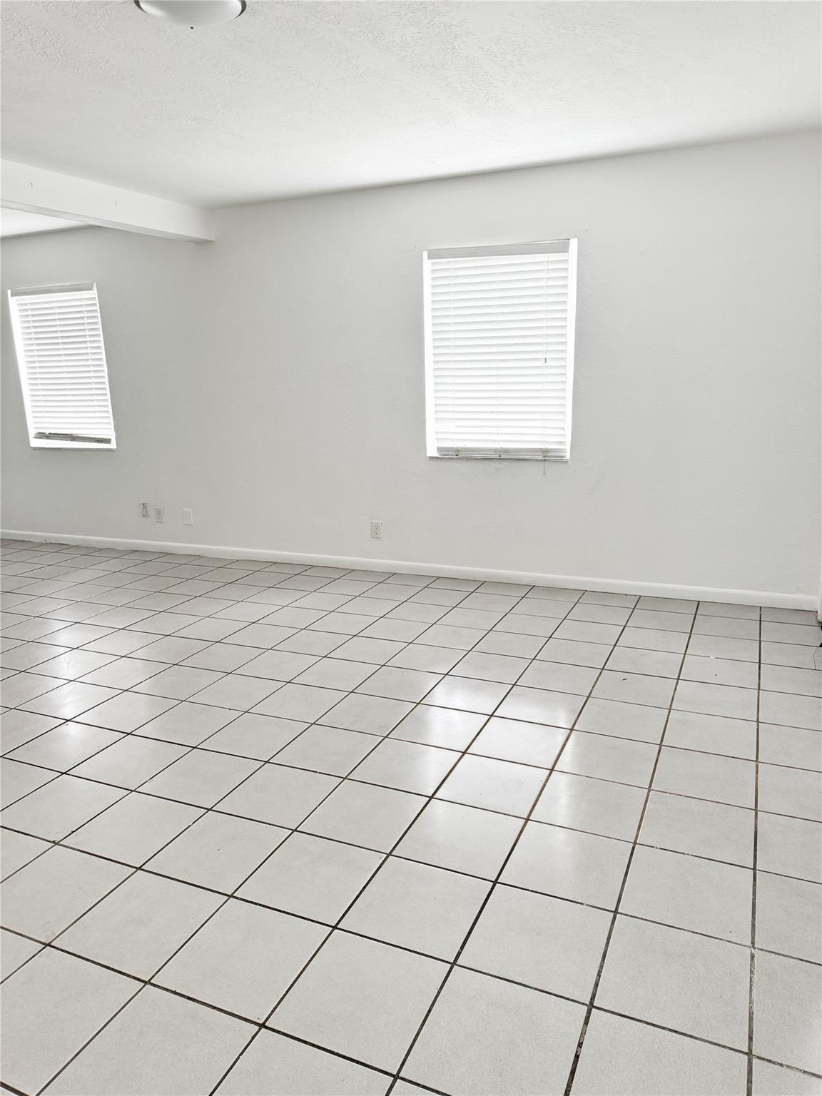 1405 NW 6TH Avenue, Fort Lauderdale, FL 33311, Fort Lauderdale - Photo 3