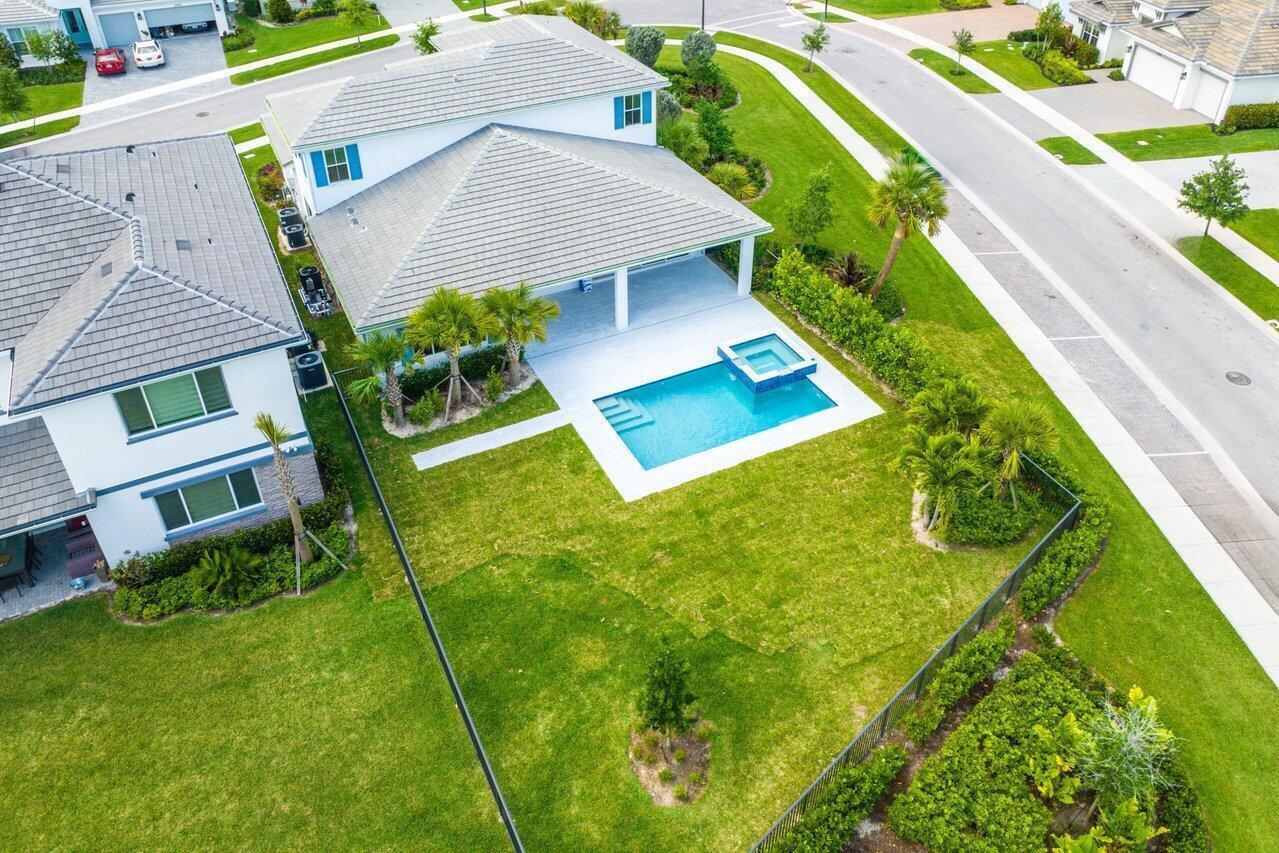 12289 Waterstone Circle, Palm Beach Gardens, FL 33412, Palm Beach Gardens - Photo 4