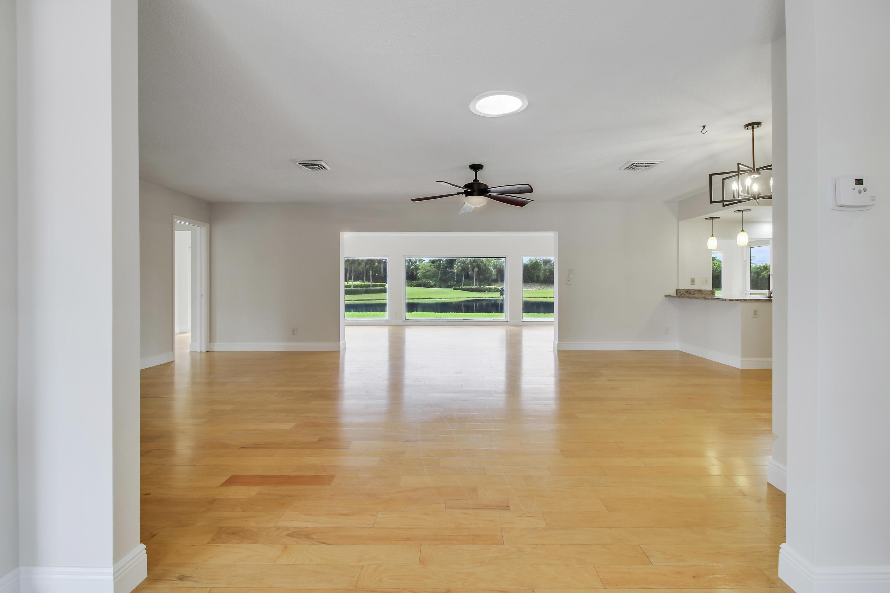 442 FRENCH ROYALE Circle, Atlantis, FL 33462, Atlantis - Photo 5