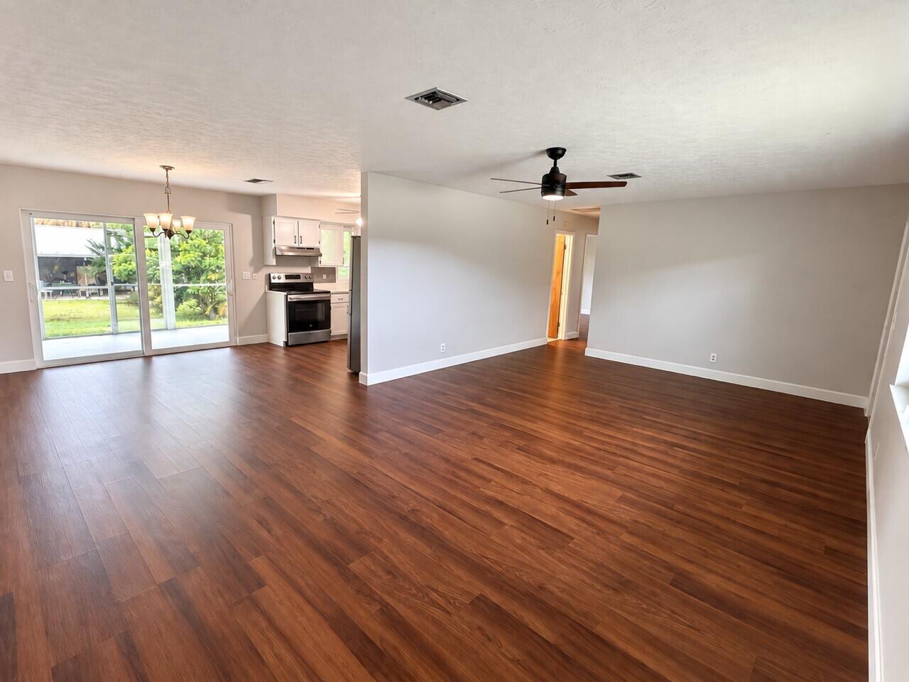 7389 SE FLAMINGO Way, Hobe Sound, FL 33455, Hobe Sound - Photo 4
