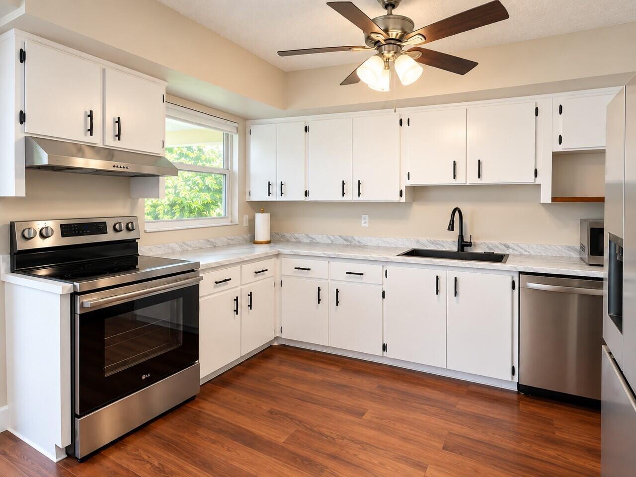 7389 SE FLAMINGO Way, Hobe Sound, FL 33455, Hobe Sound - Photo 5