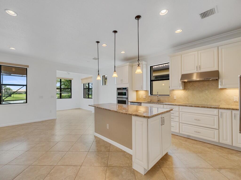 5131 Kipper Way, Vero Beach, FL 32967, Vero Beach - Photo 4