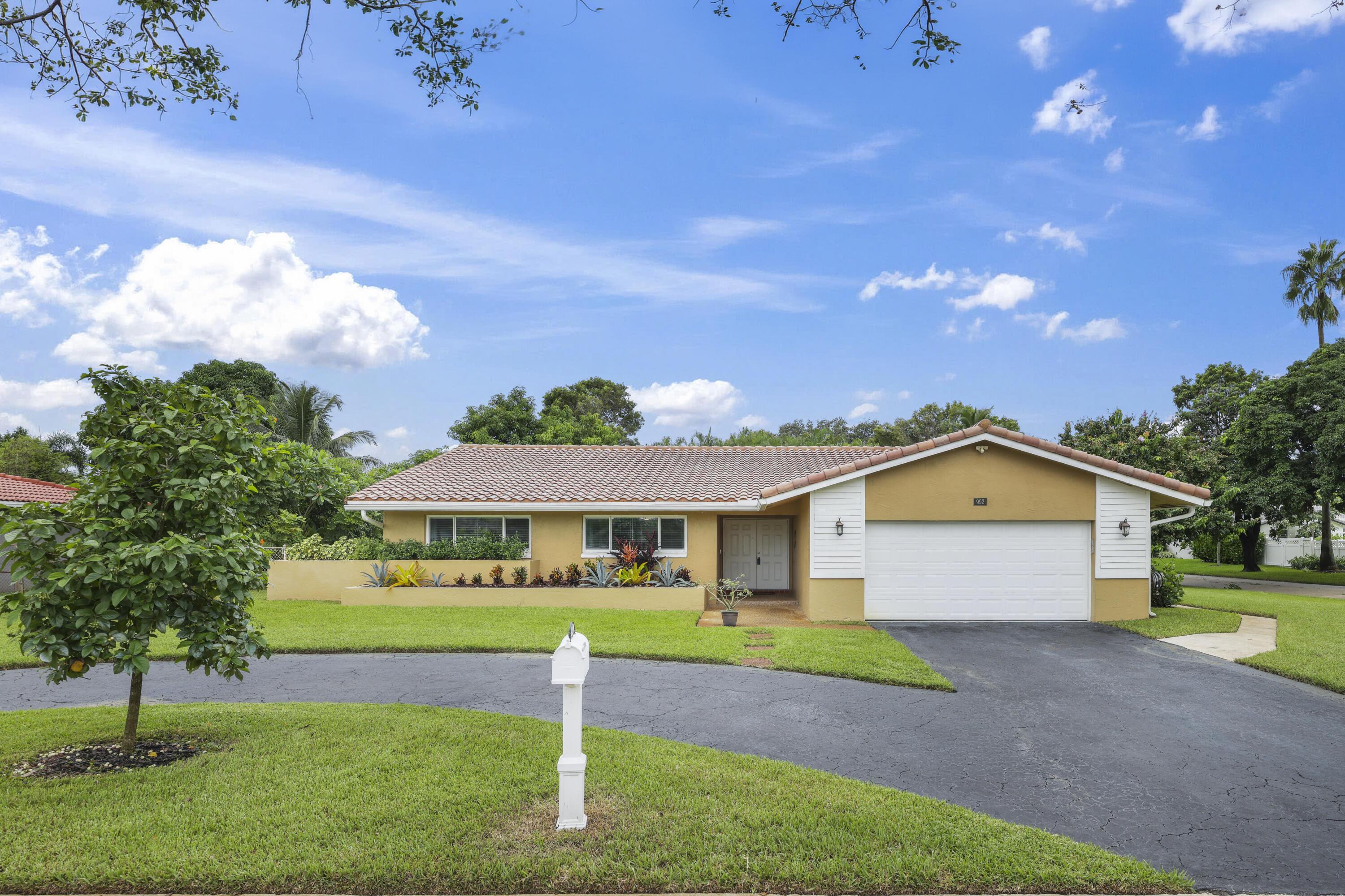 992 NW 83RD Drive, Coral Springs, FL 33071, Coral Springs