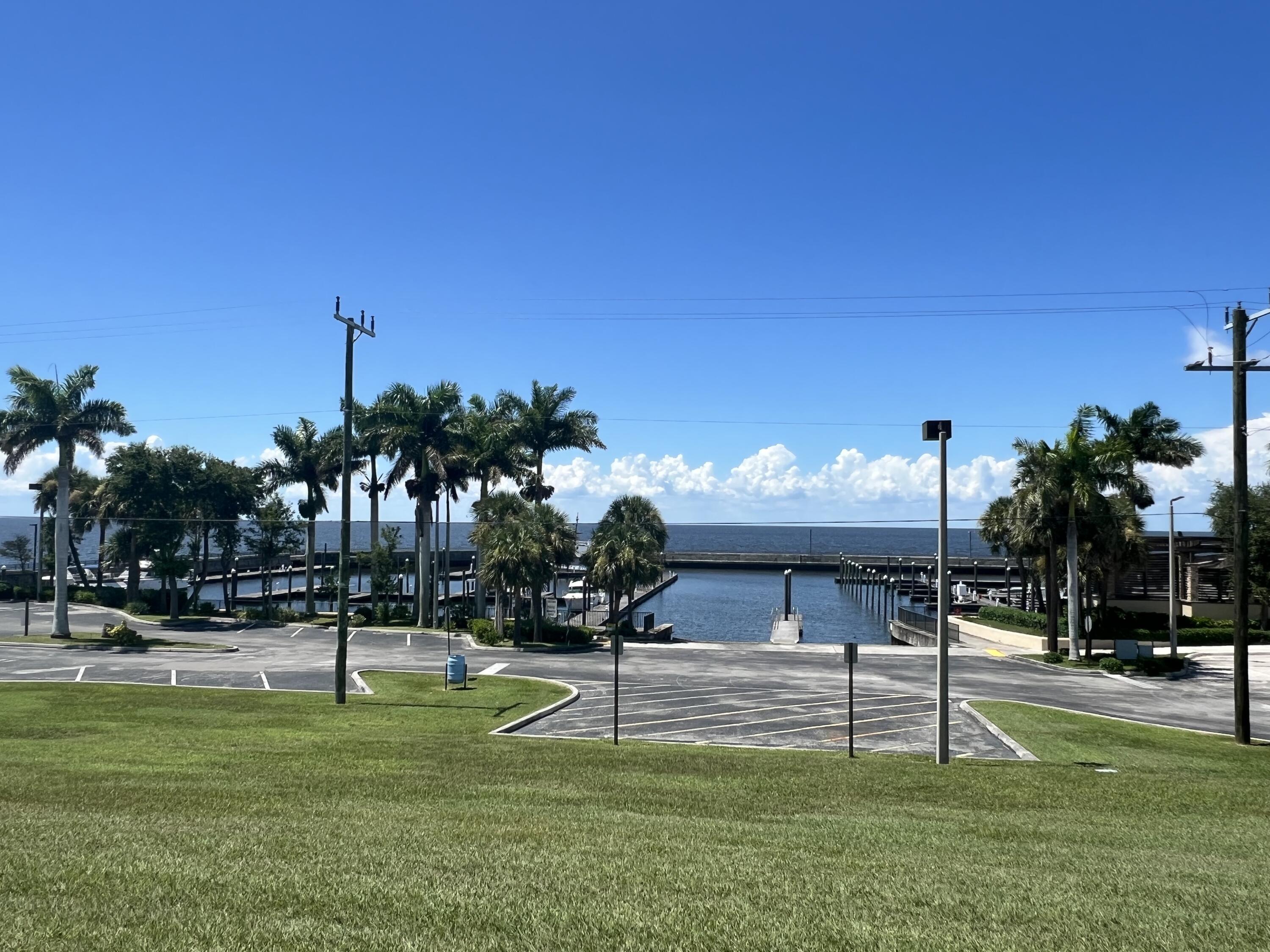 197 W MAIN Street, Pahokee, FL 33476, Pahokee - Photo 3
