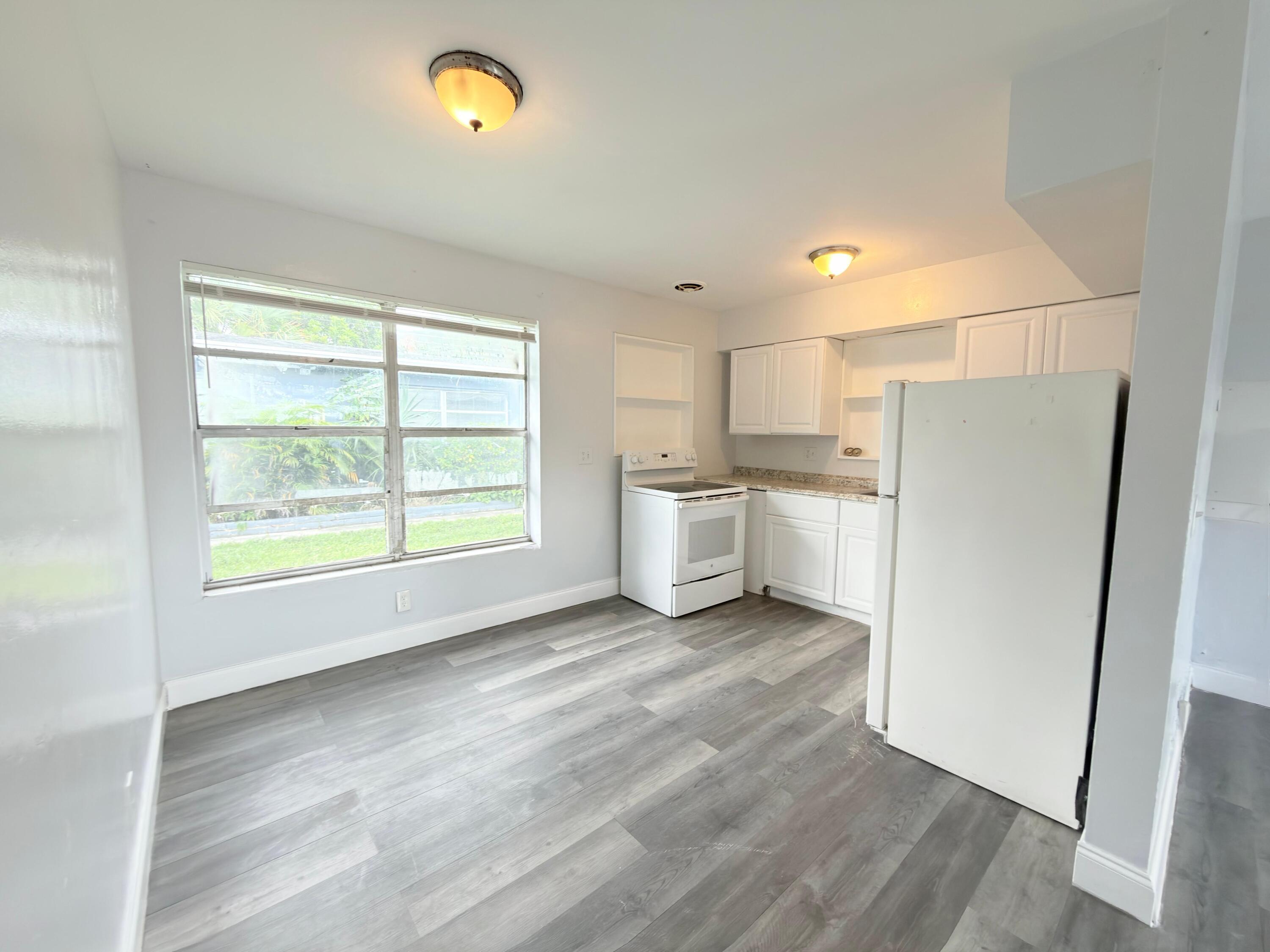 111 E 27TH Street 1, Riviera Beach, FL 33404, Riviera Beach - Photo 4