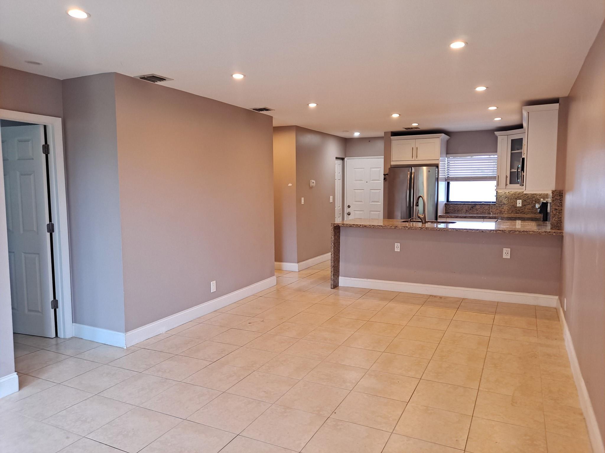 11441 NW 39 Court 320-3, Coral Springs, FL 33065, Coral Springs - Photo 4