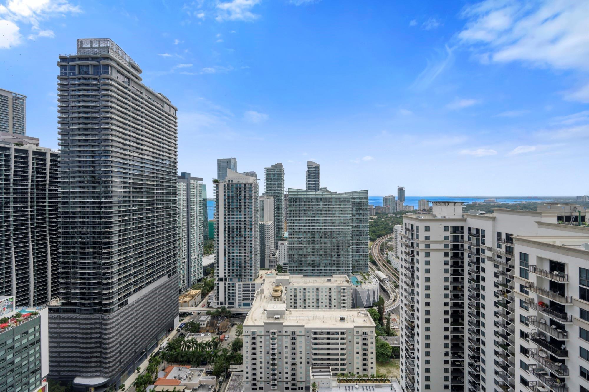 55 SW 9th Street 3705, Miami, FL 33130, Miami - Photo 2