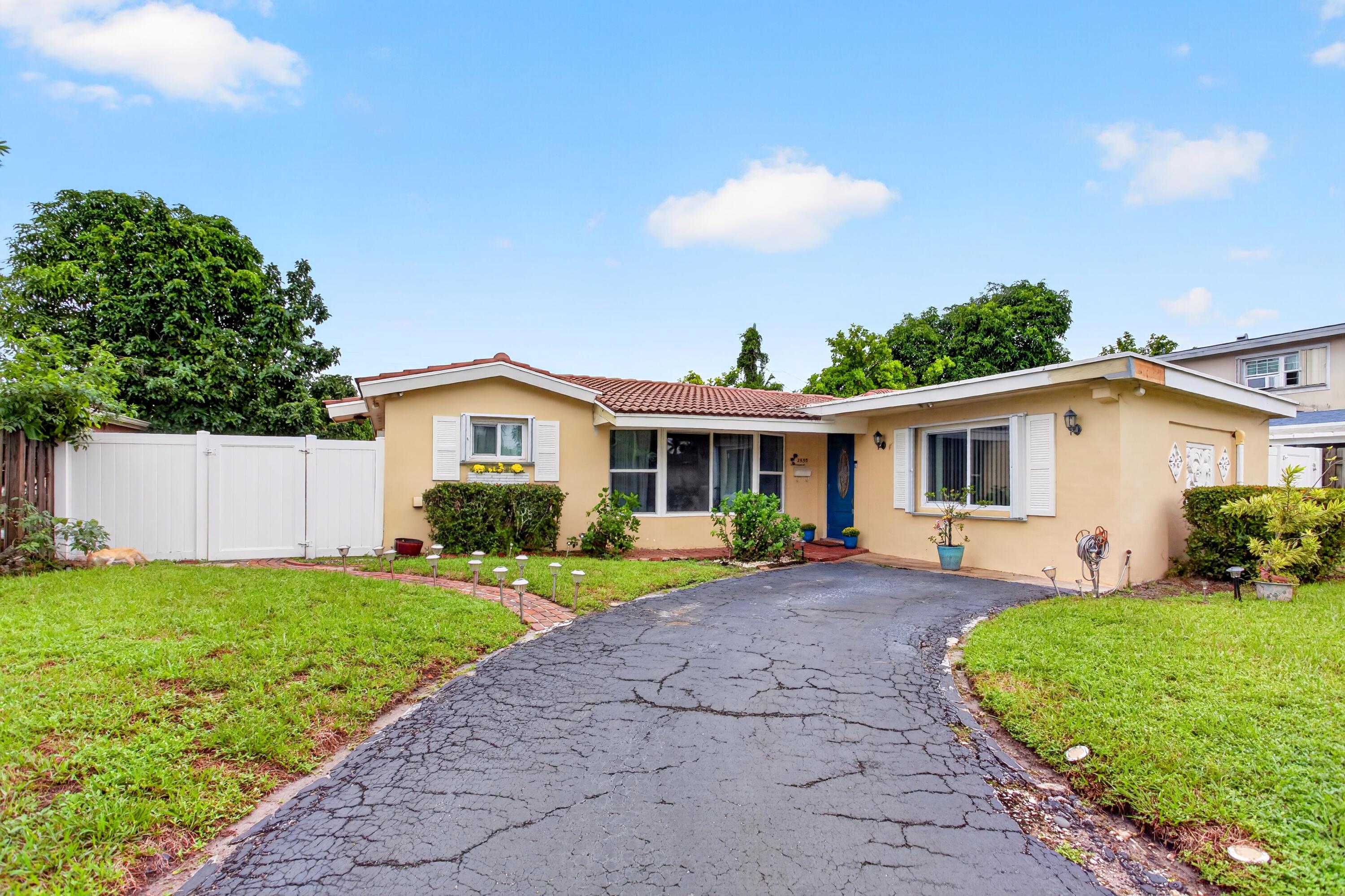 3550 NW 33RD Terrace W, Lauderdale Lakes, FL 33309, Lauderdale Lakes
